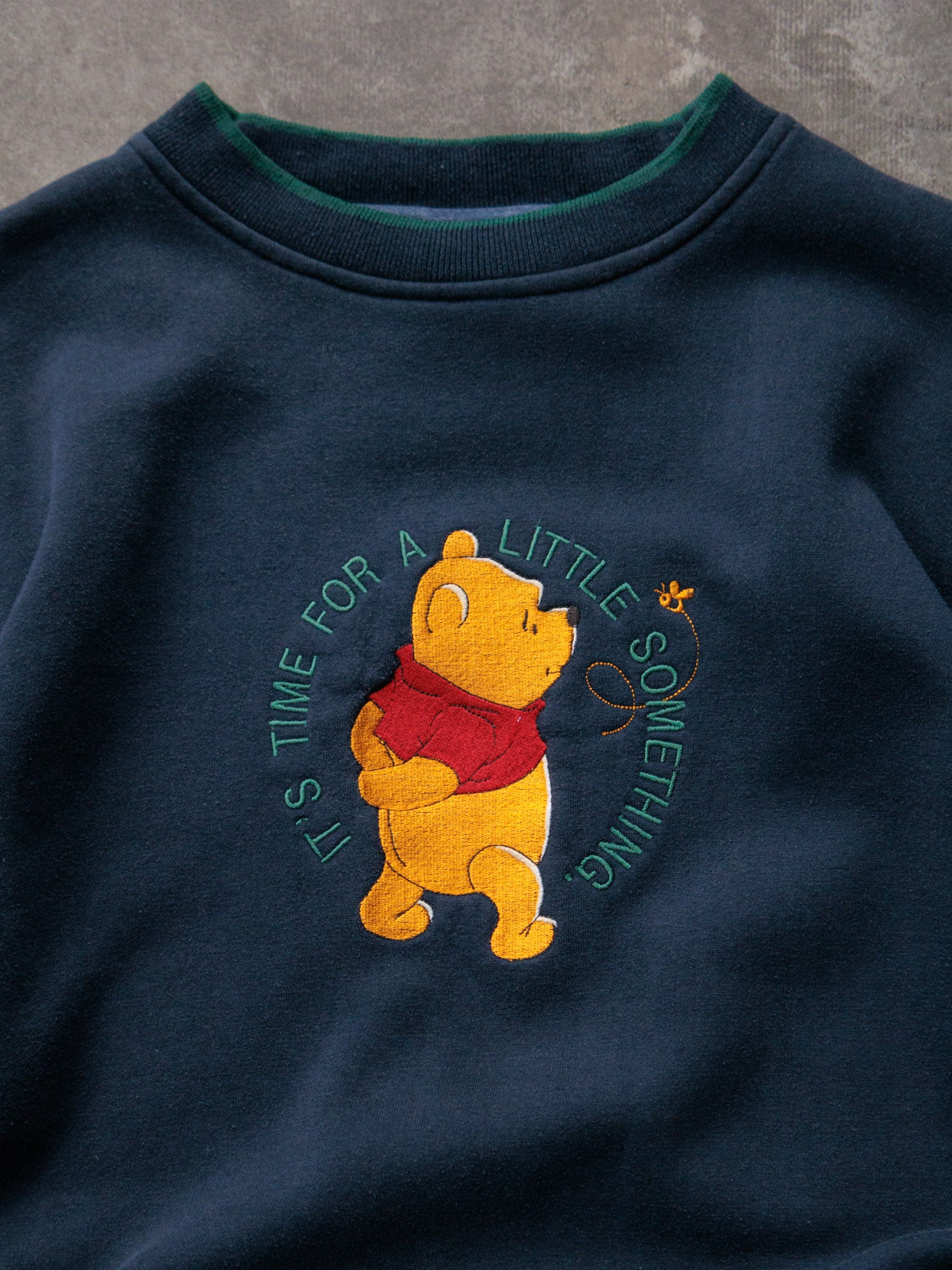 Vintage 90s Navy Disney Winnie The Pooh Slogan Sweatshirt (L)