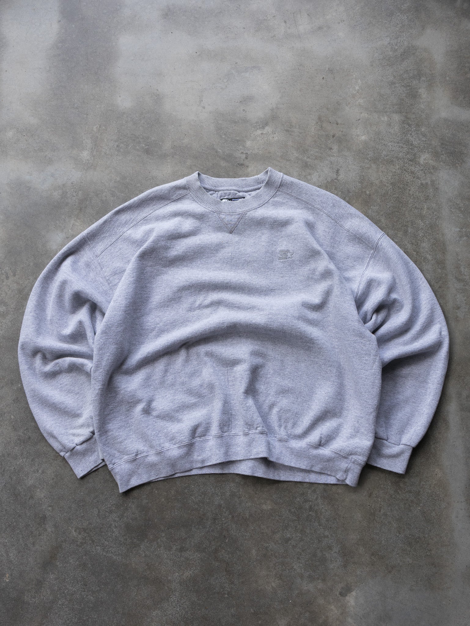 Vintage Grey Starter Sweatshirt (XL)