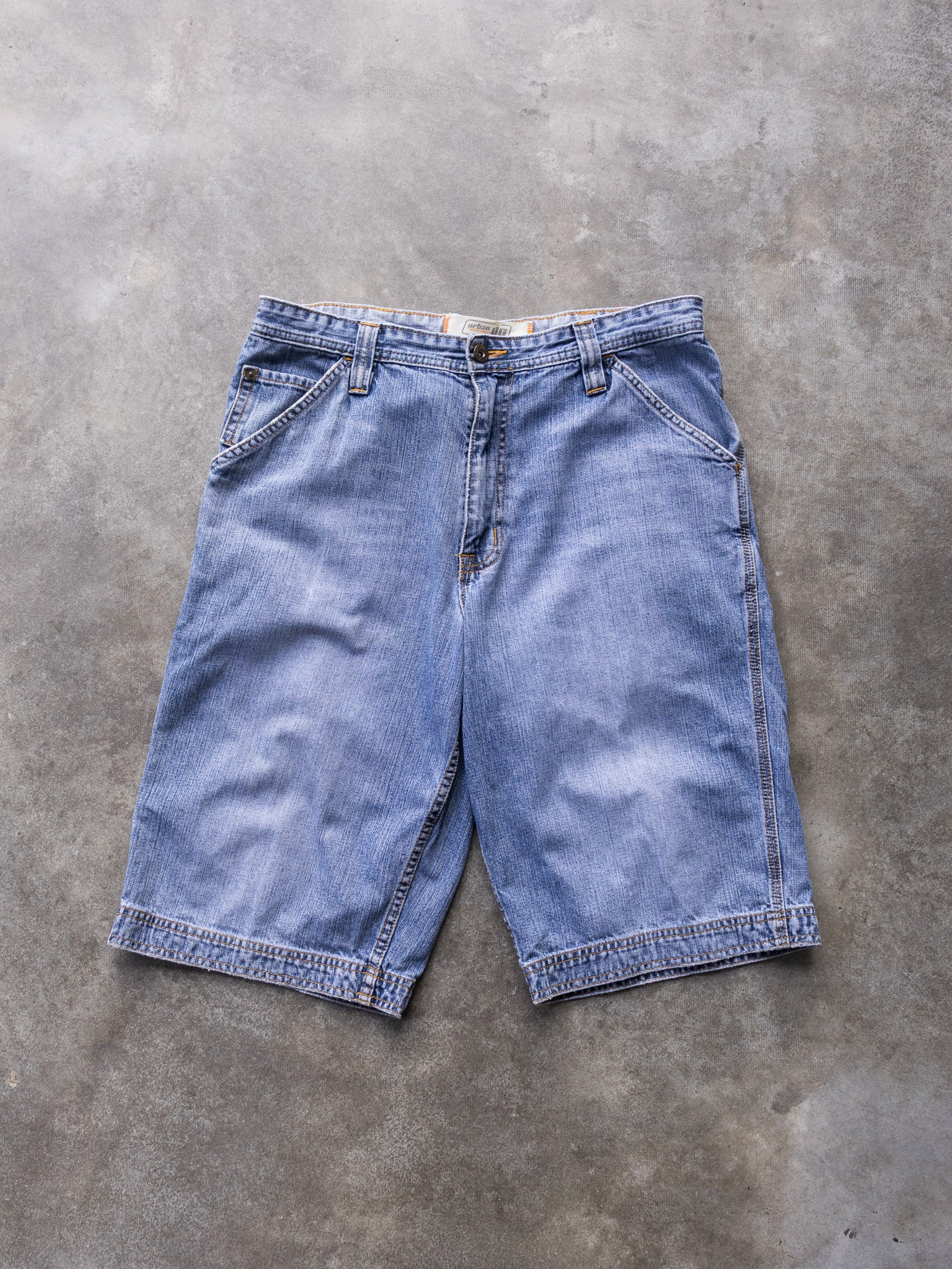 Vintage 00s Blue Urban Pipeline Carpenter Shorts (W32)