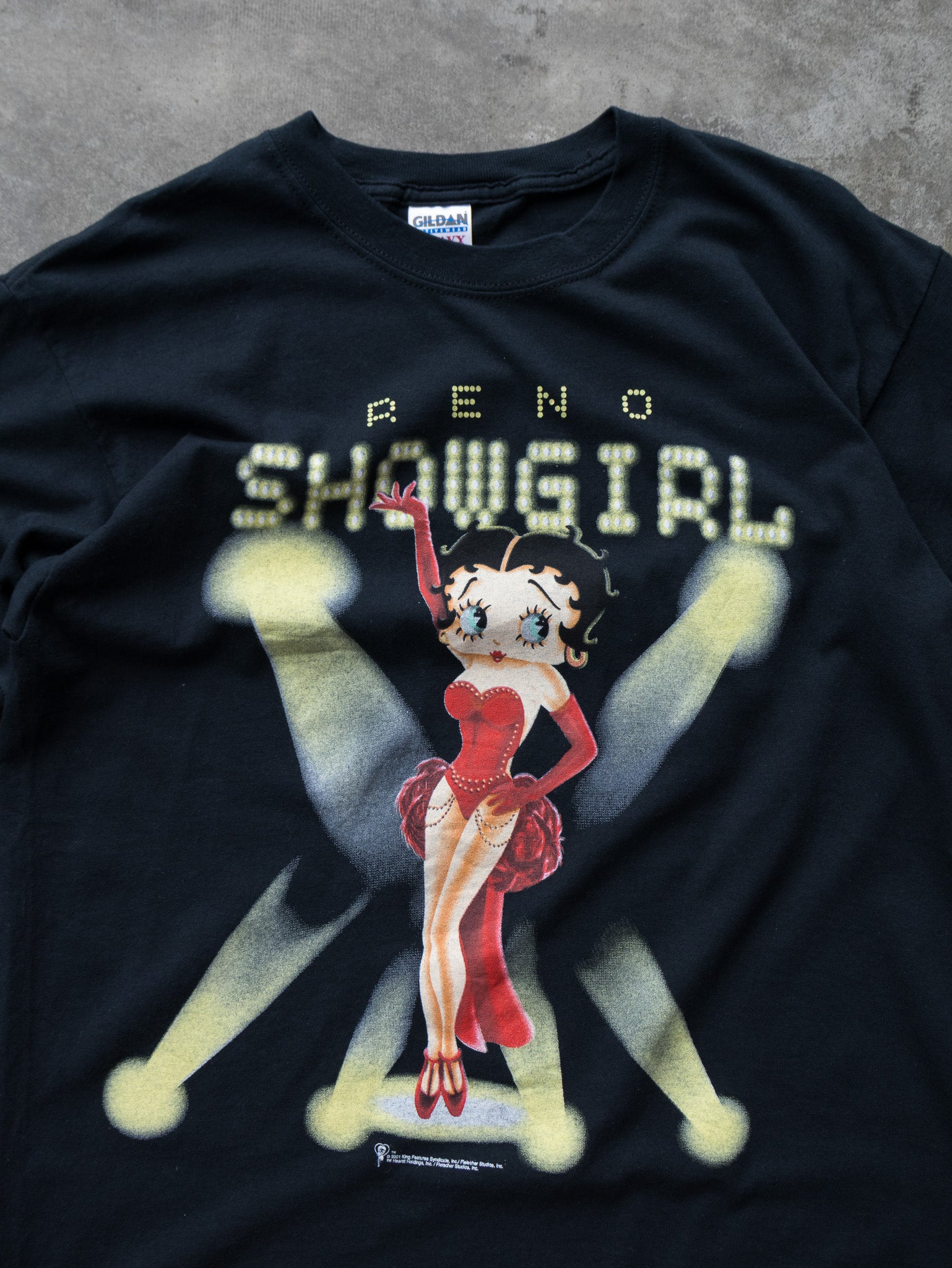 Vintage 2001 Betty Boop Showgirl Tee (L)