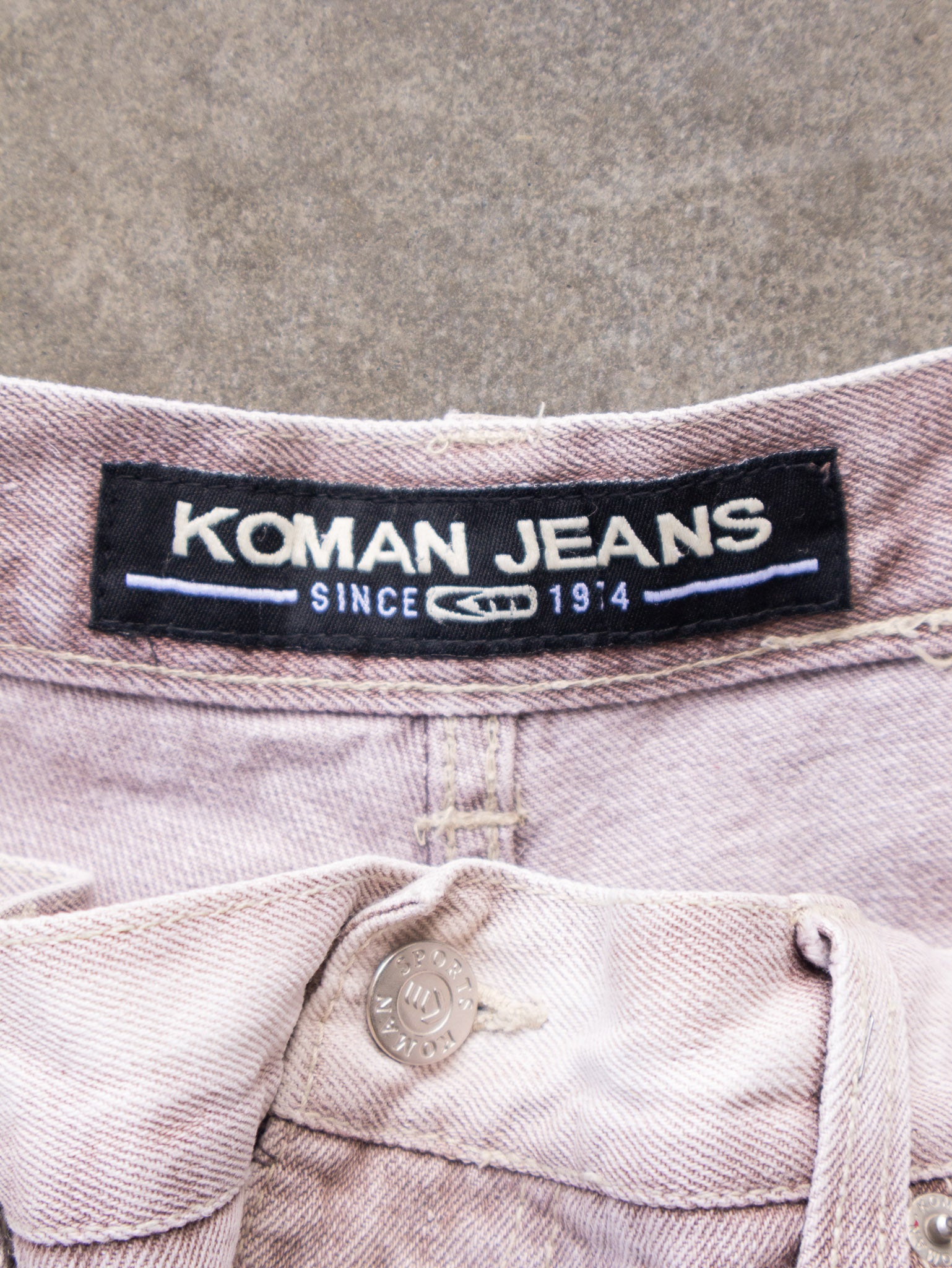 Vintage 90s Faded Koman Denim Shorts (W38)