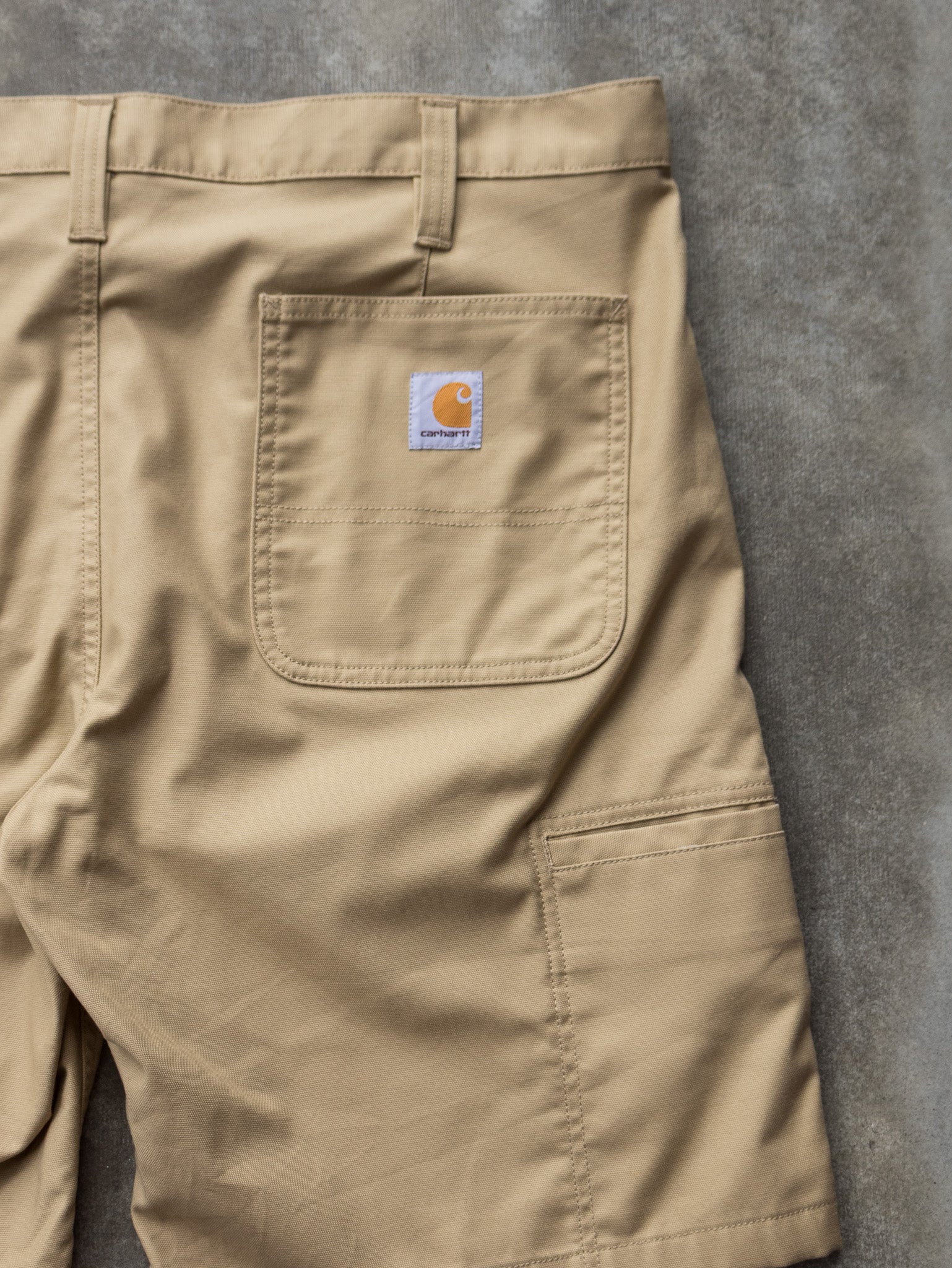 Vintage Khaki Carhartt Work Shorts (W38)