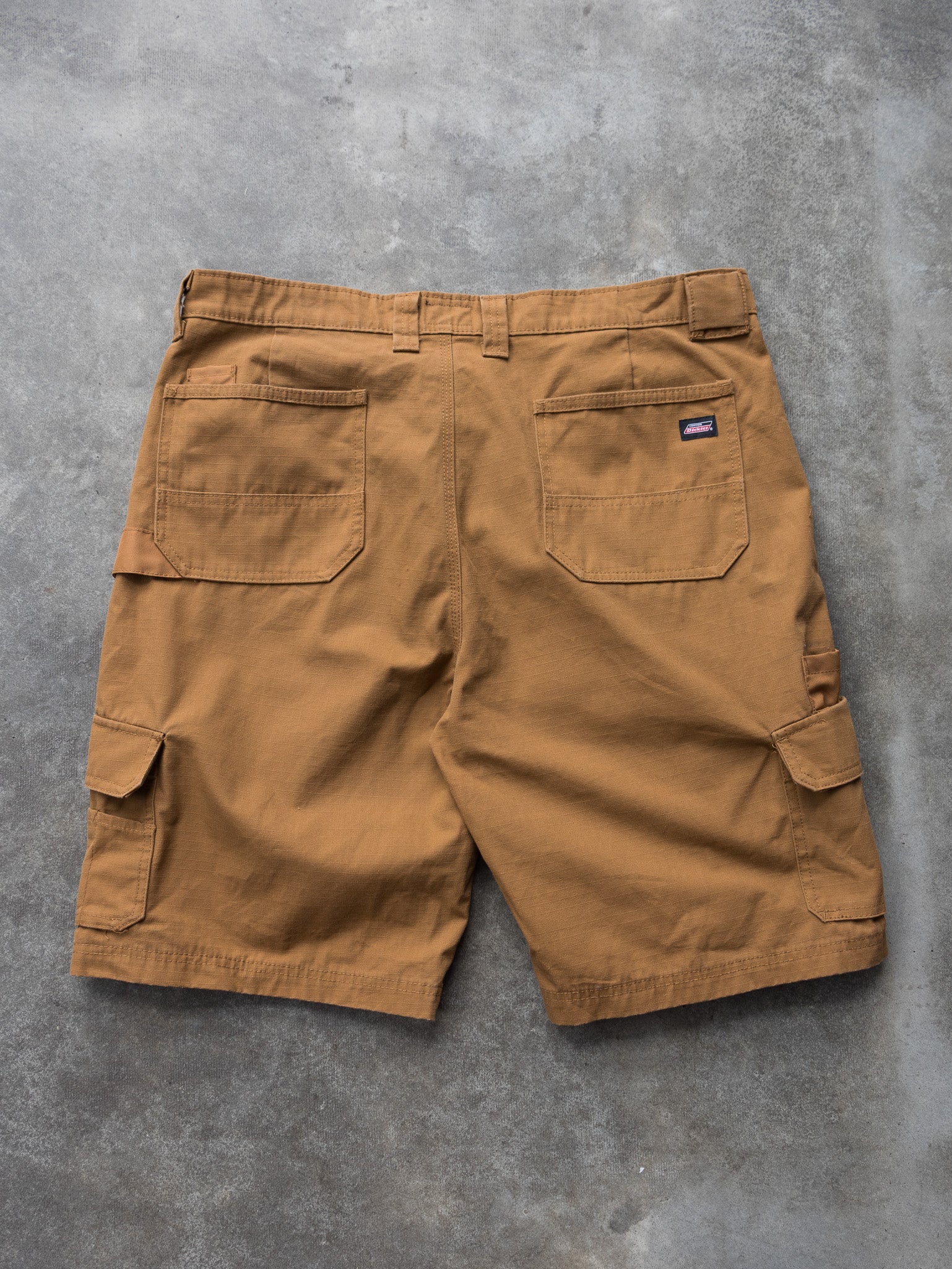 Vintage Brown Dickies Cargo Shorts (W36)