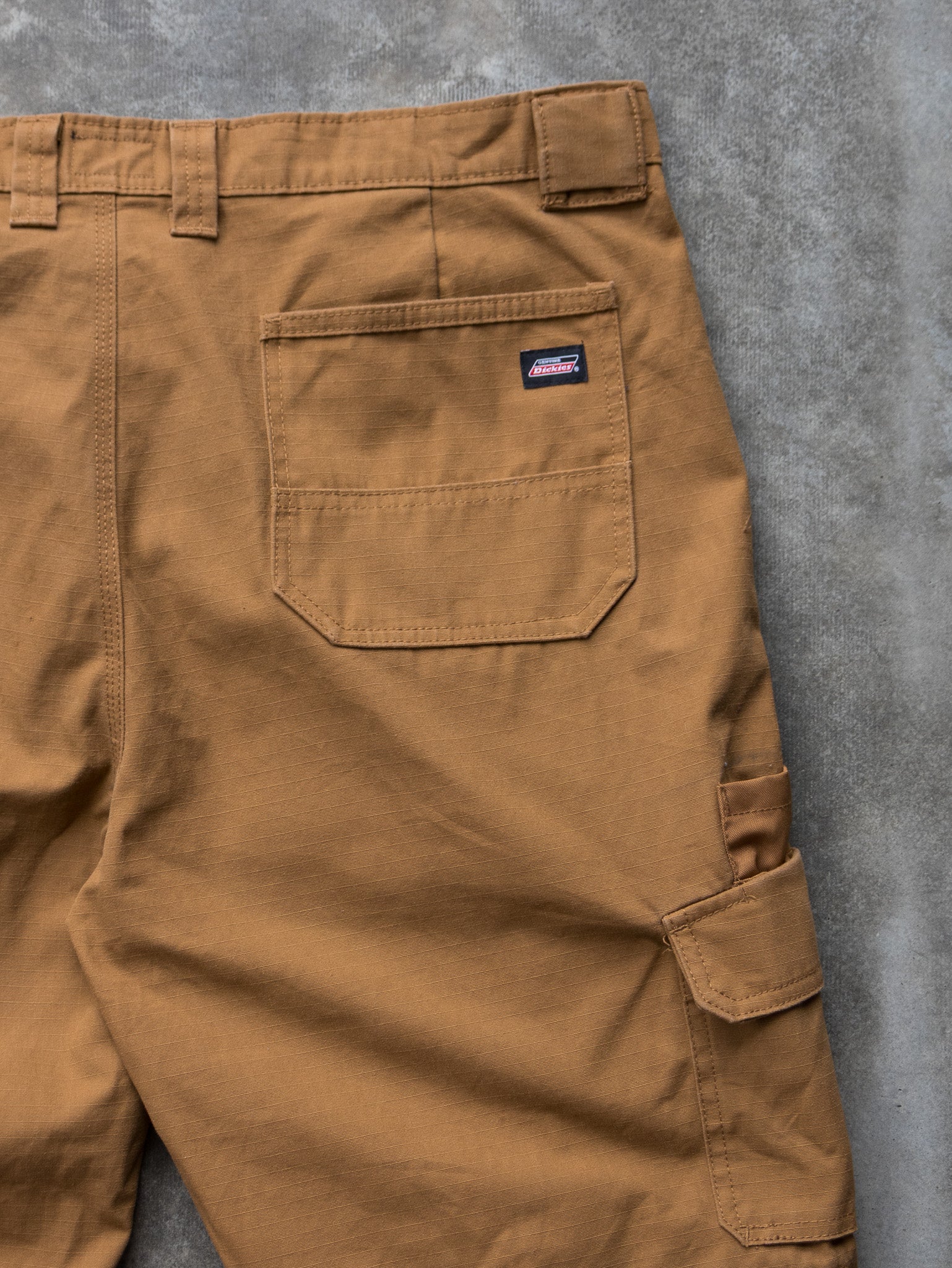 Vintage Brown Dickies Cargo Shorts (W36)