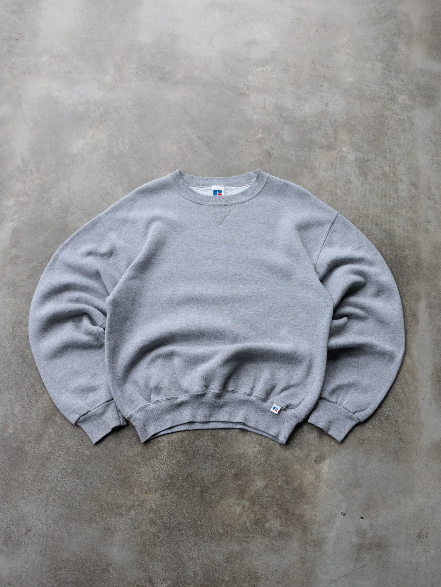 Vintage 90s Grey Russell Athletic Sweatshirt (M)