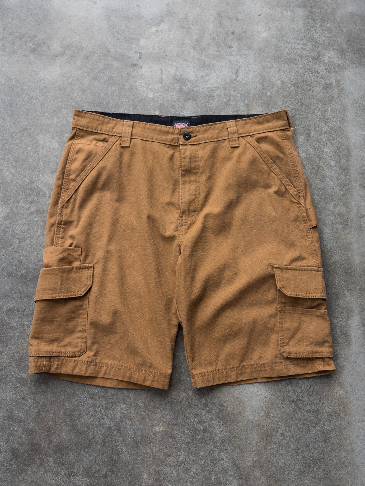 Vintage Brown Dickies Cargo Shorts (W34)