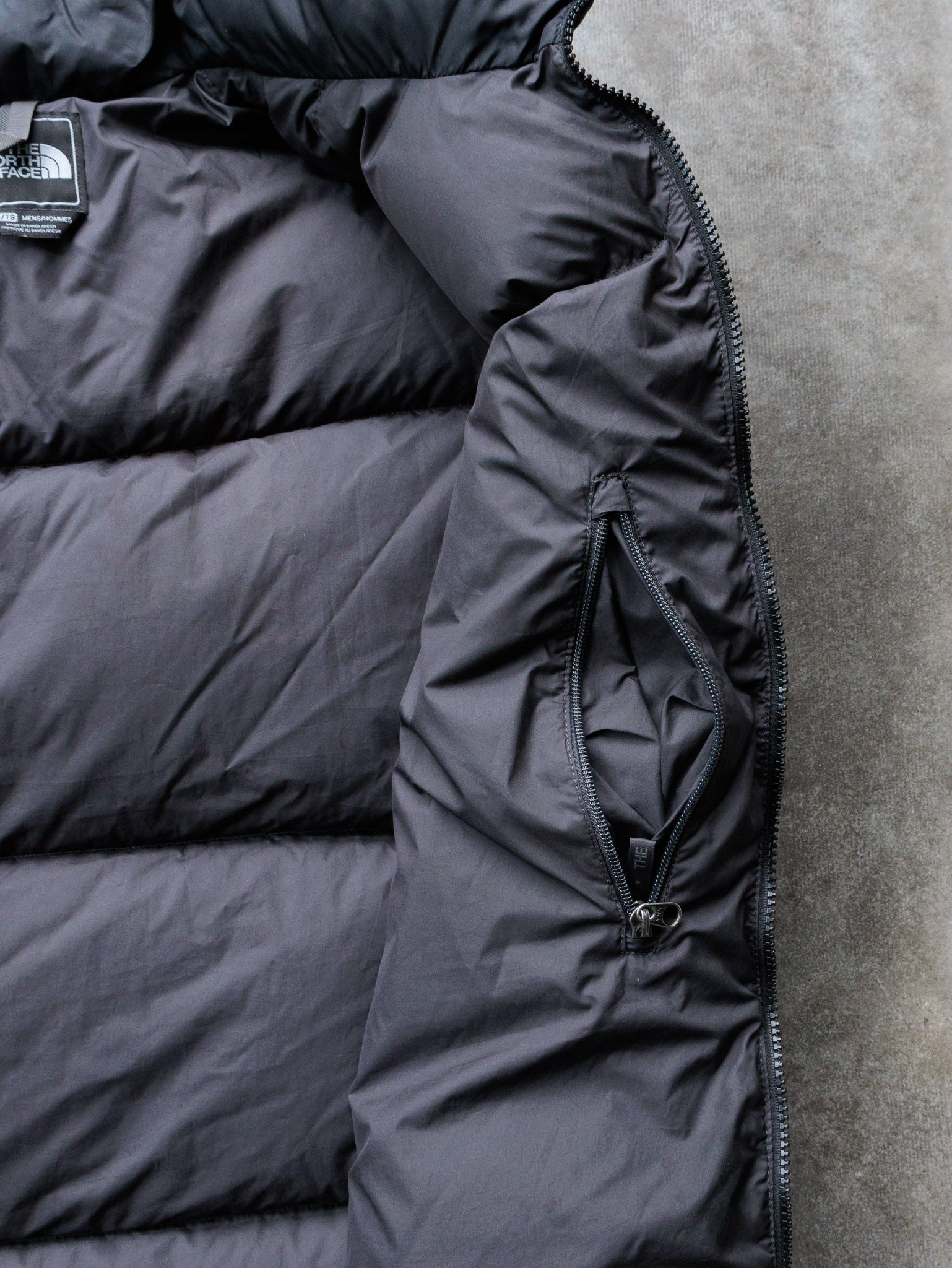 Vintage 00s Grey & Black The North Face 700 Nuptse Puffer Vest (XL)