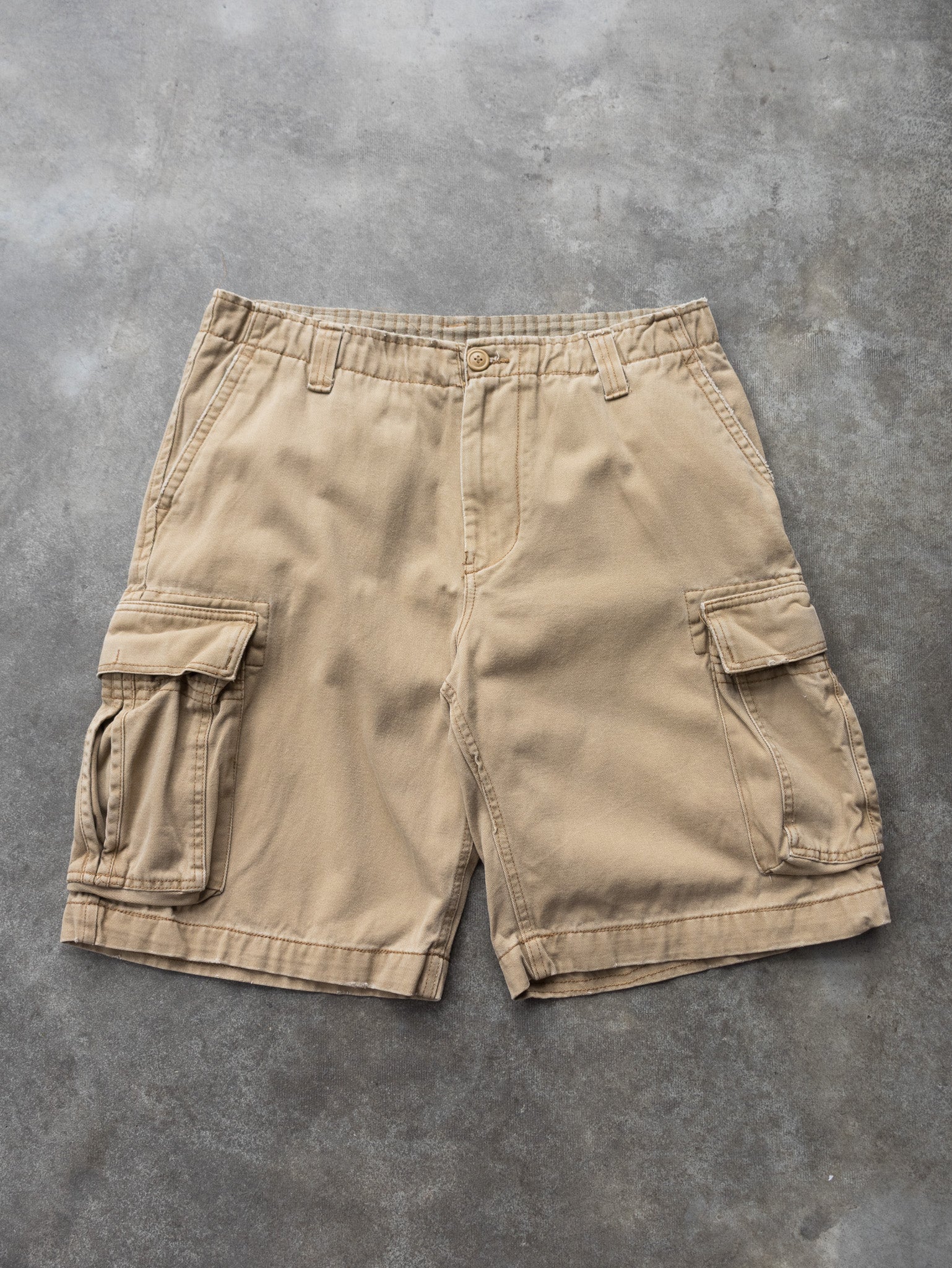 Vintage Camel No Boundaries Cargo Shorts (W36)