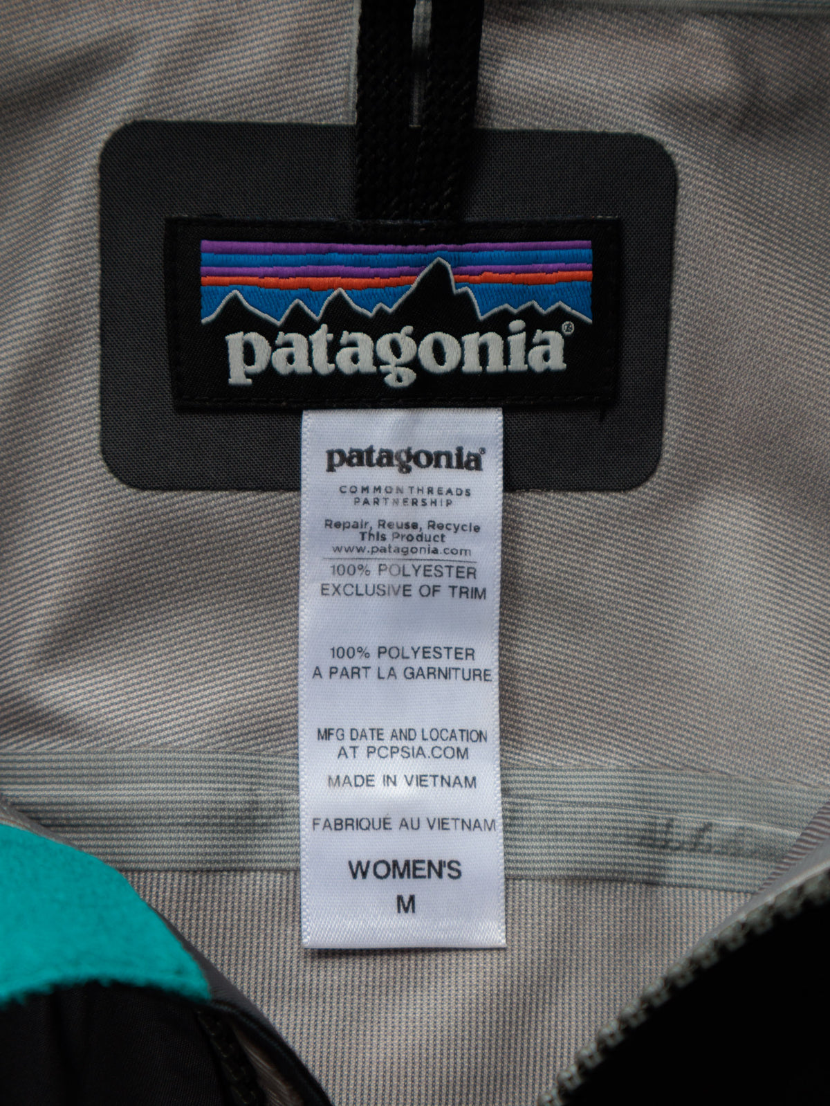 Vintage Grey Patagonia Windbreaker (Women's M)
