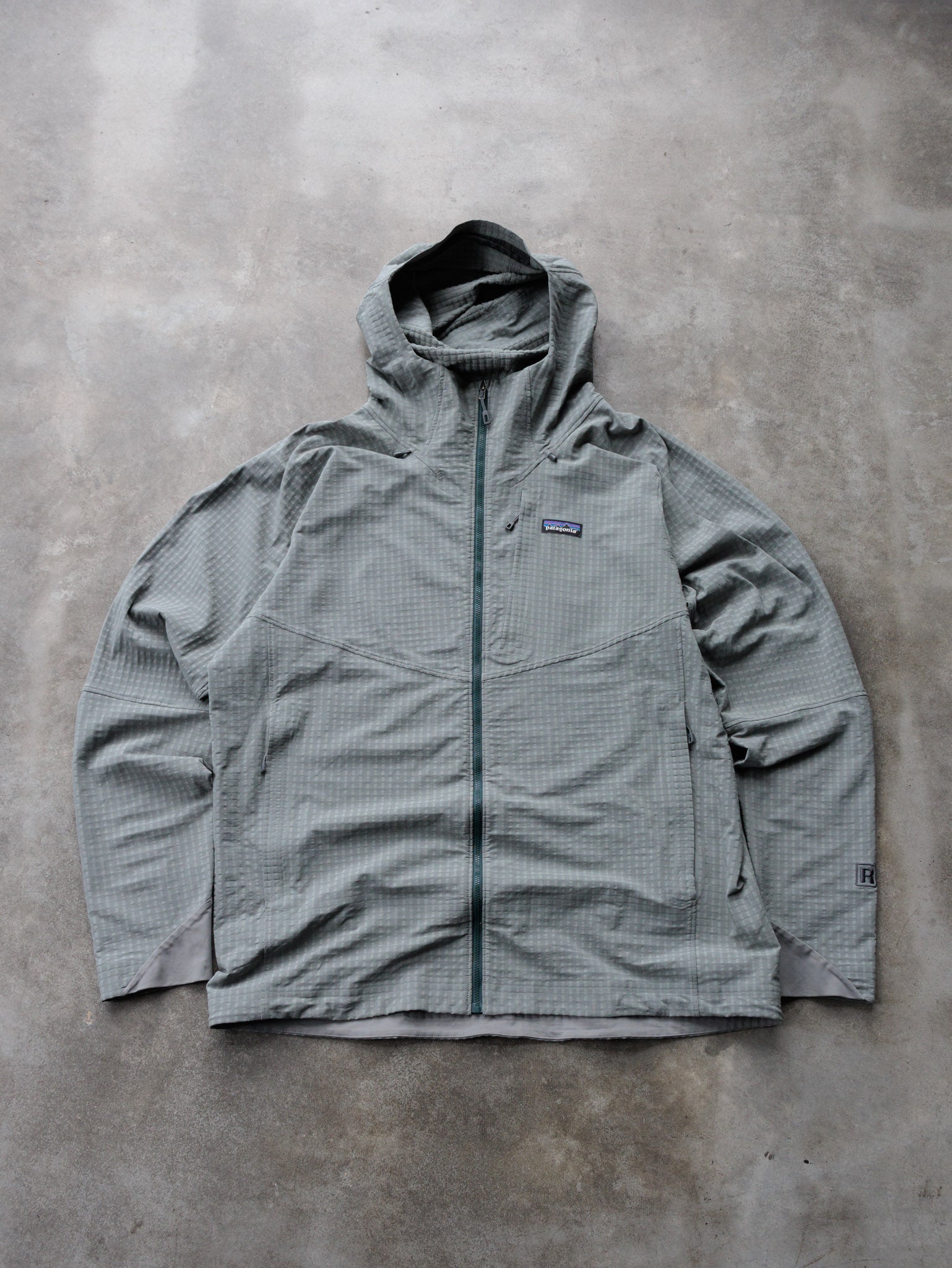 Vintage Grey Patagonia Windbreaker (2XL)
