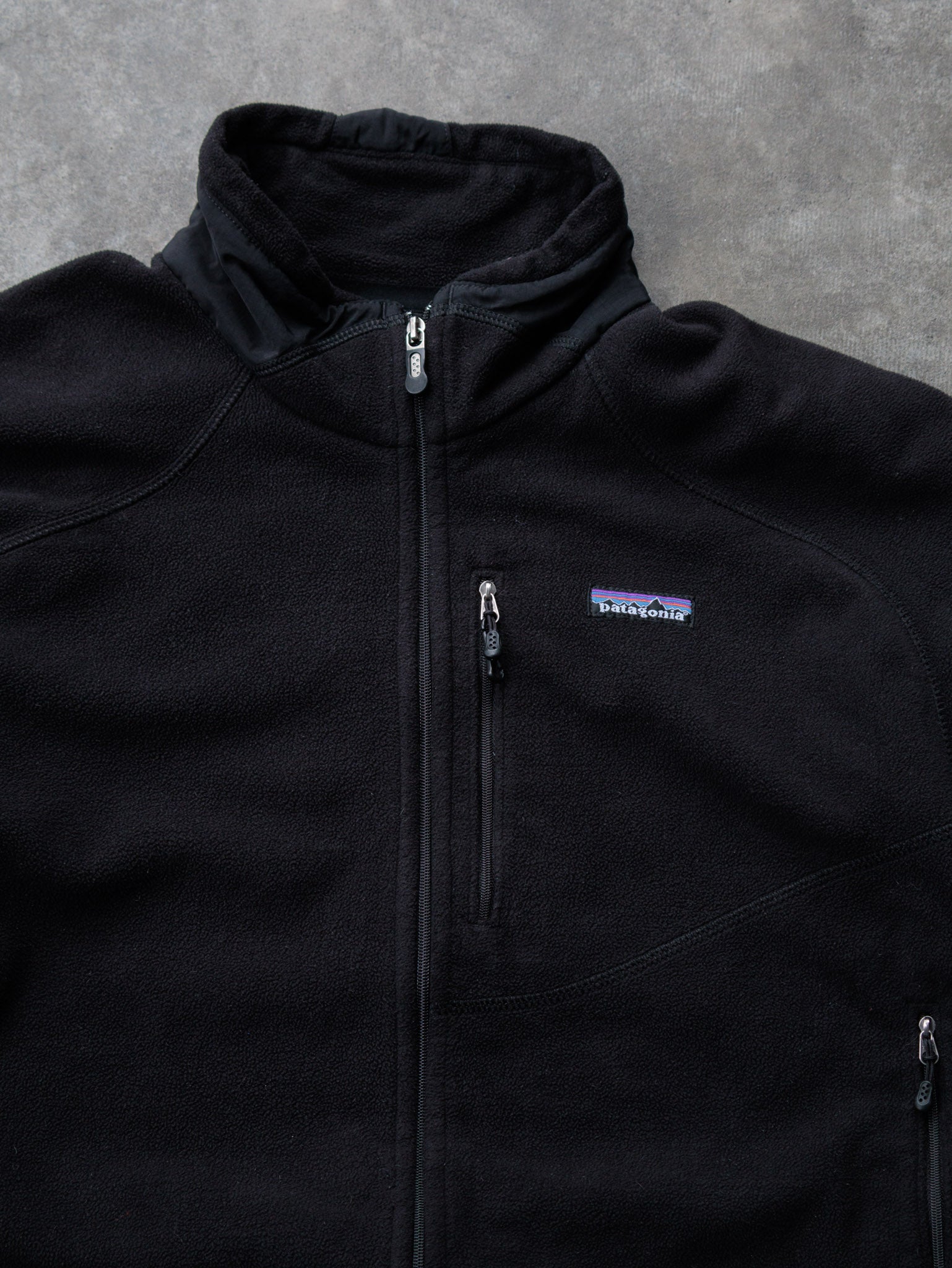 Vintage Black Patagonia Fleece Jacket (L)