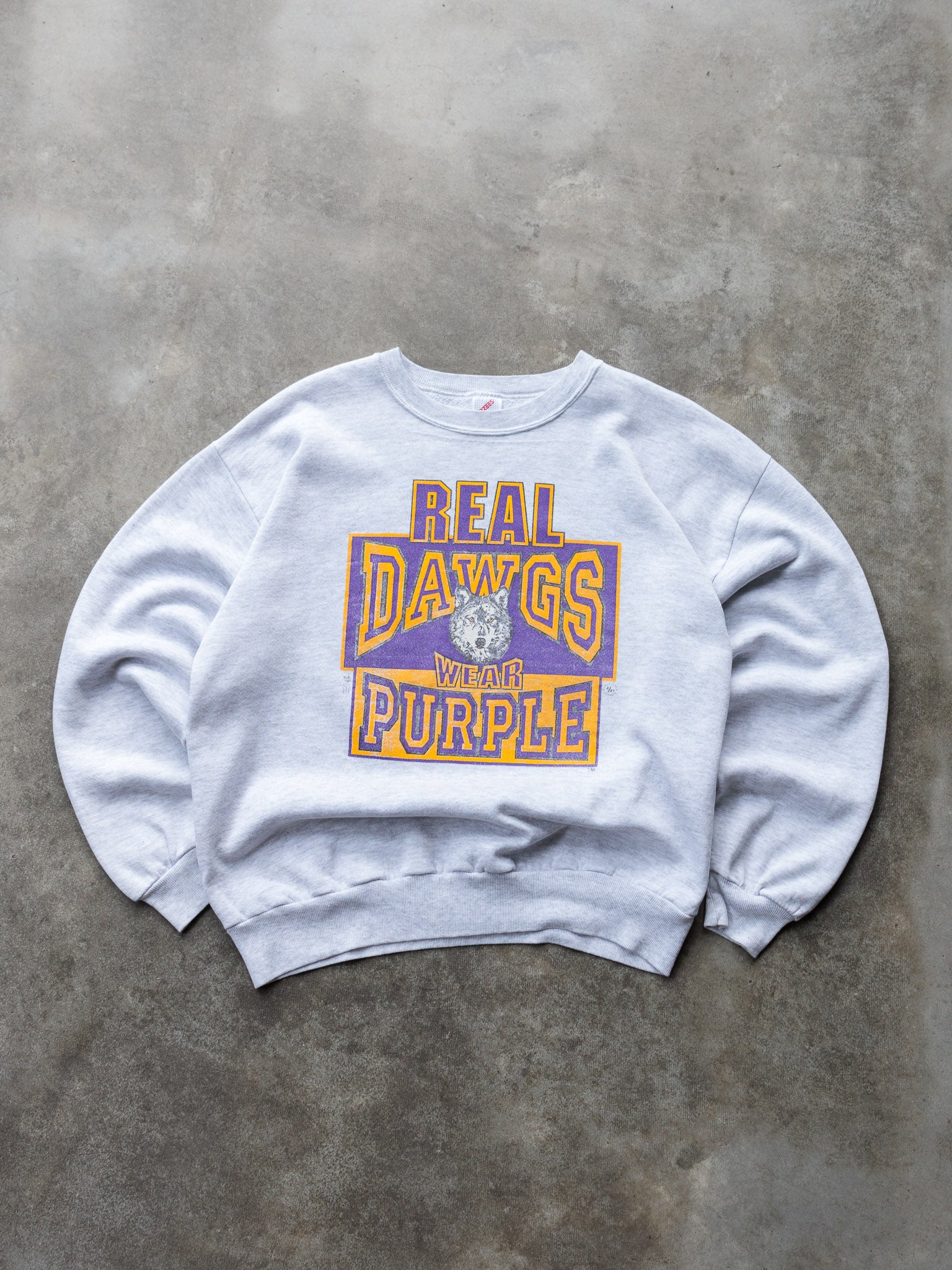Vintage 90s Grey "Real Dawgs Wear Purple" Washington Huskies Sweatshirt (L)