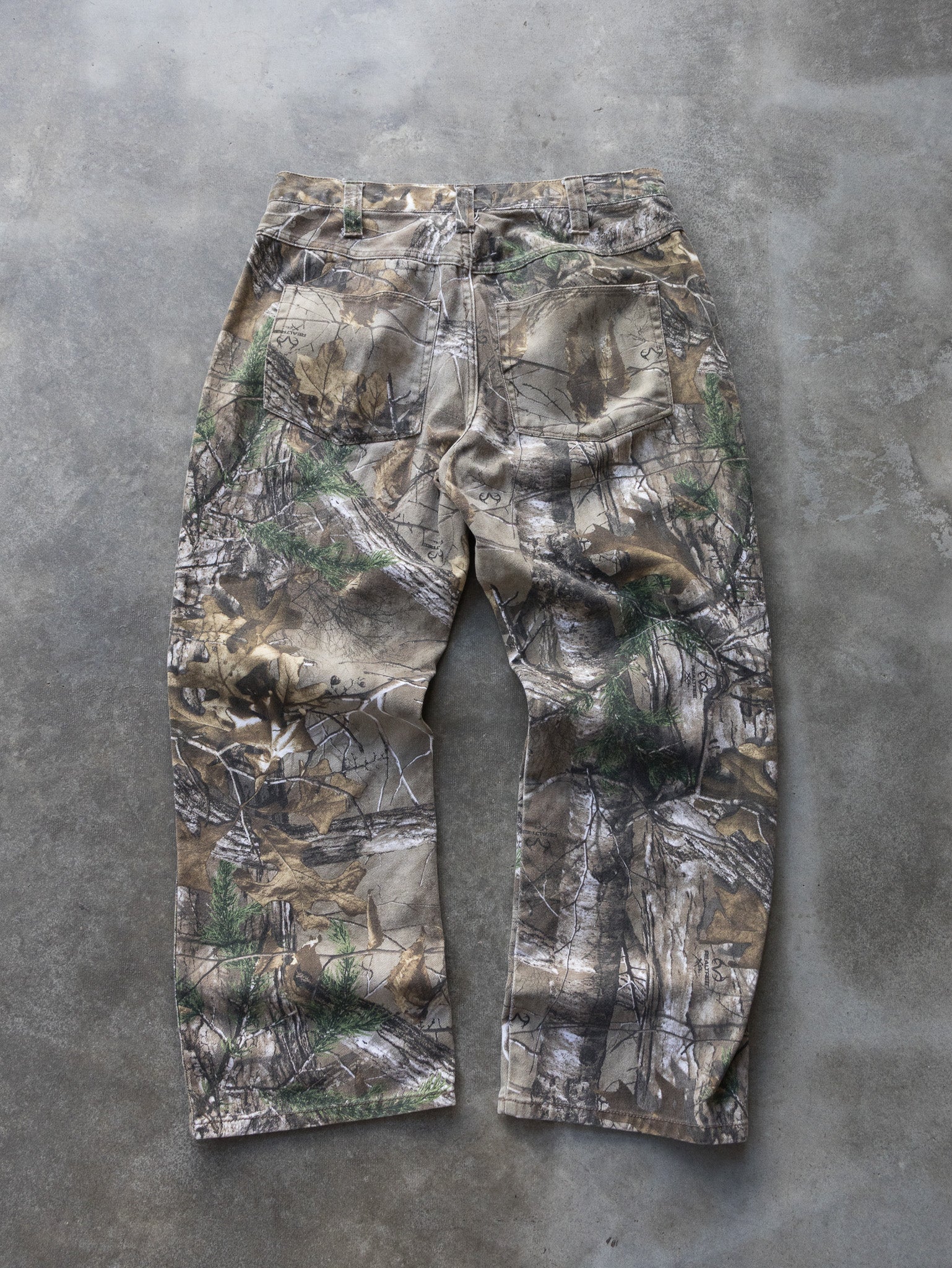 Vintage Realtree Camo Pants (W34)