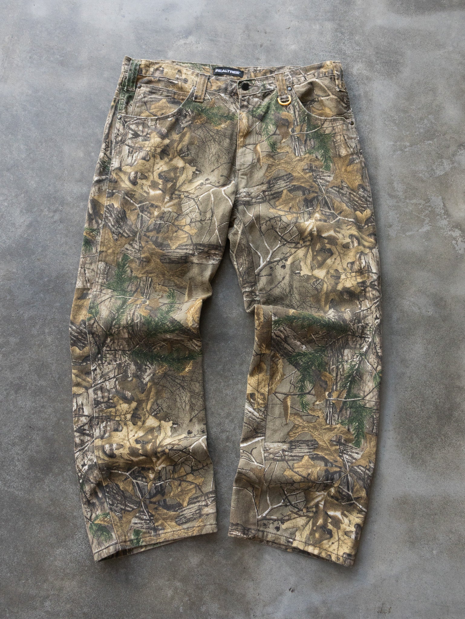 Vintage Realtree Camo Pants (W36)