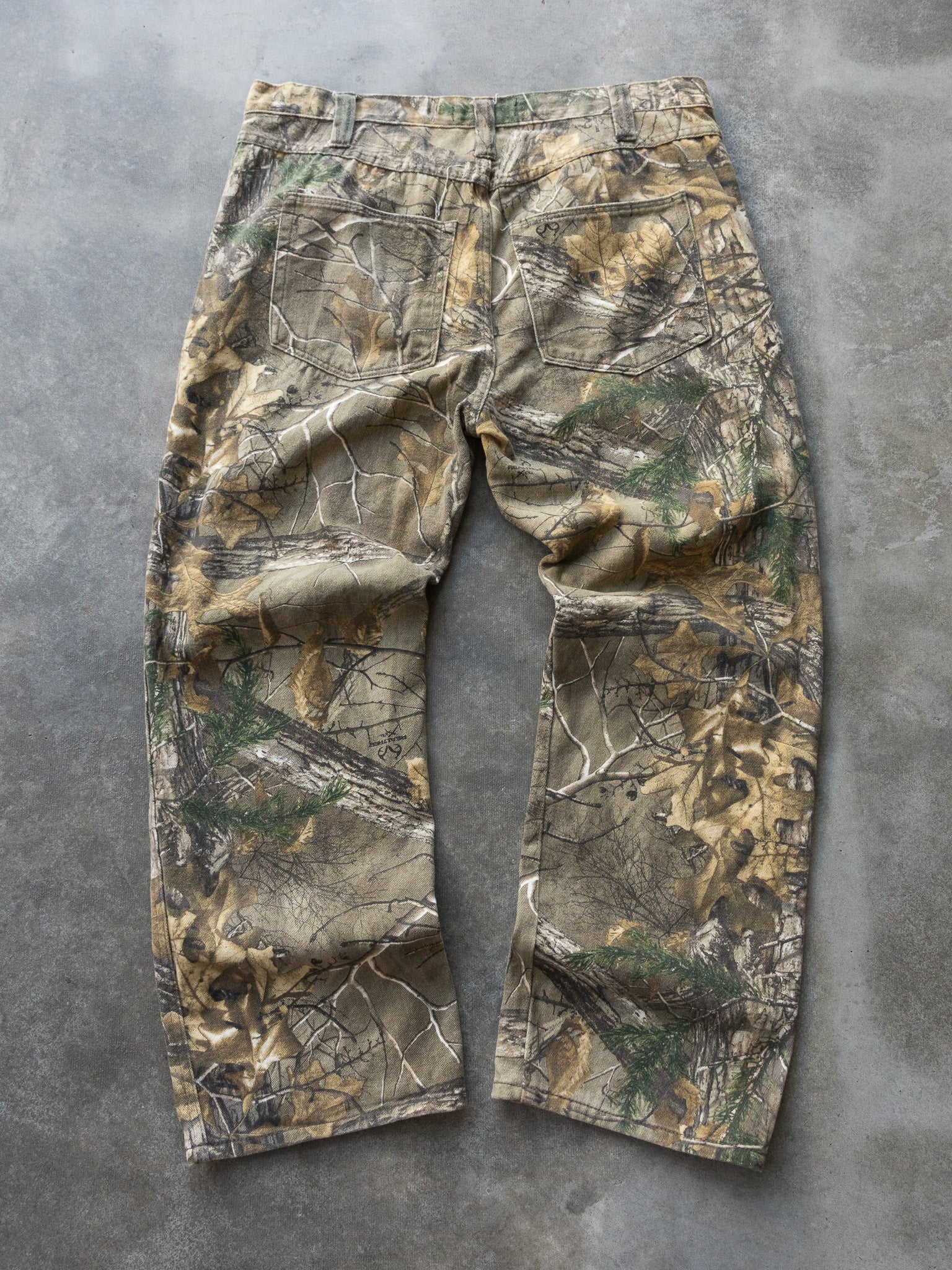 Vintage Realtree Camo Pants (W36)