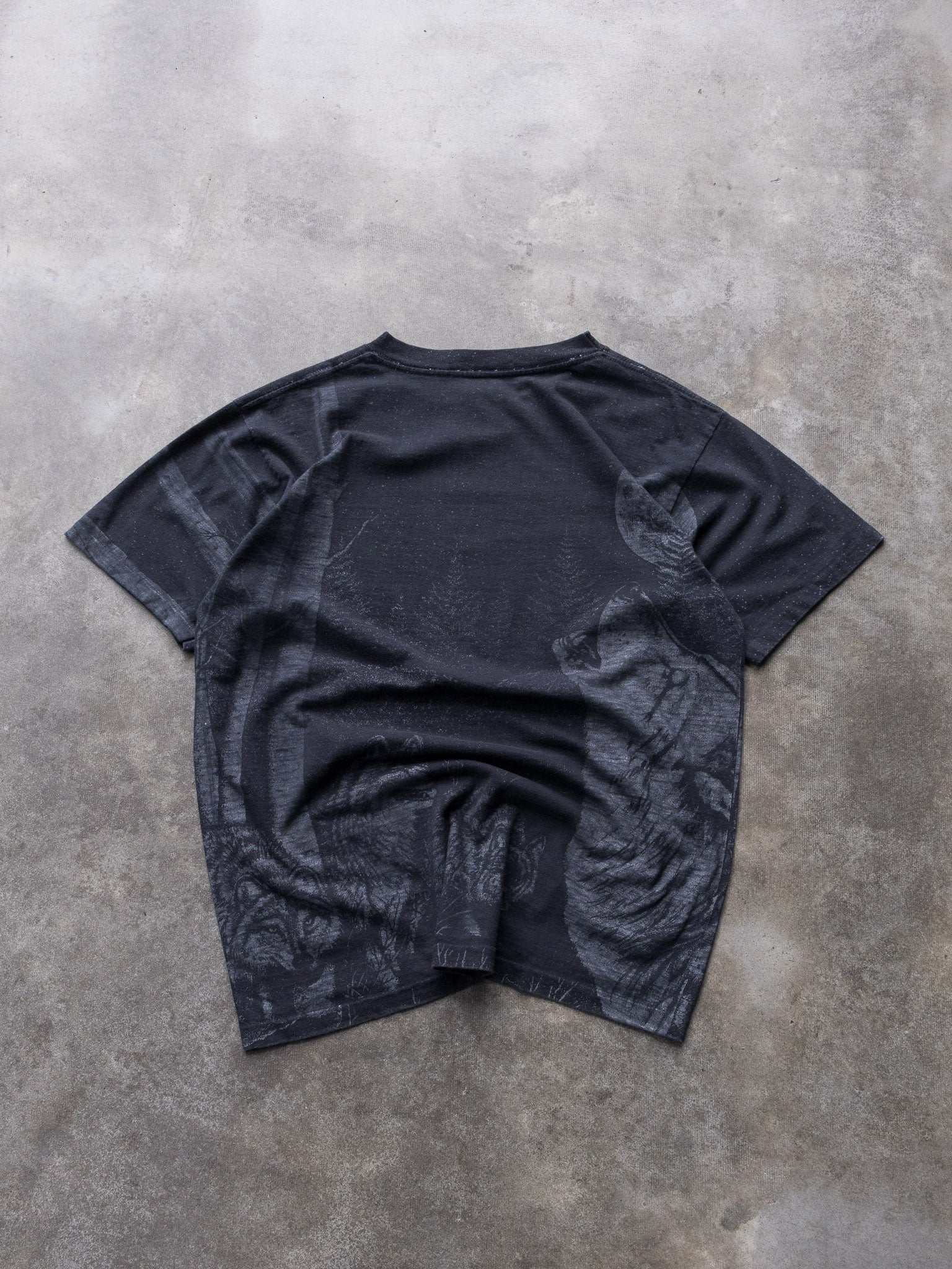 Vintage 90s Grey Wolf All Over Print Tee (L)