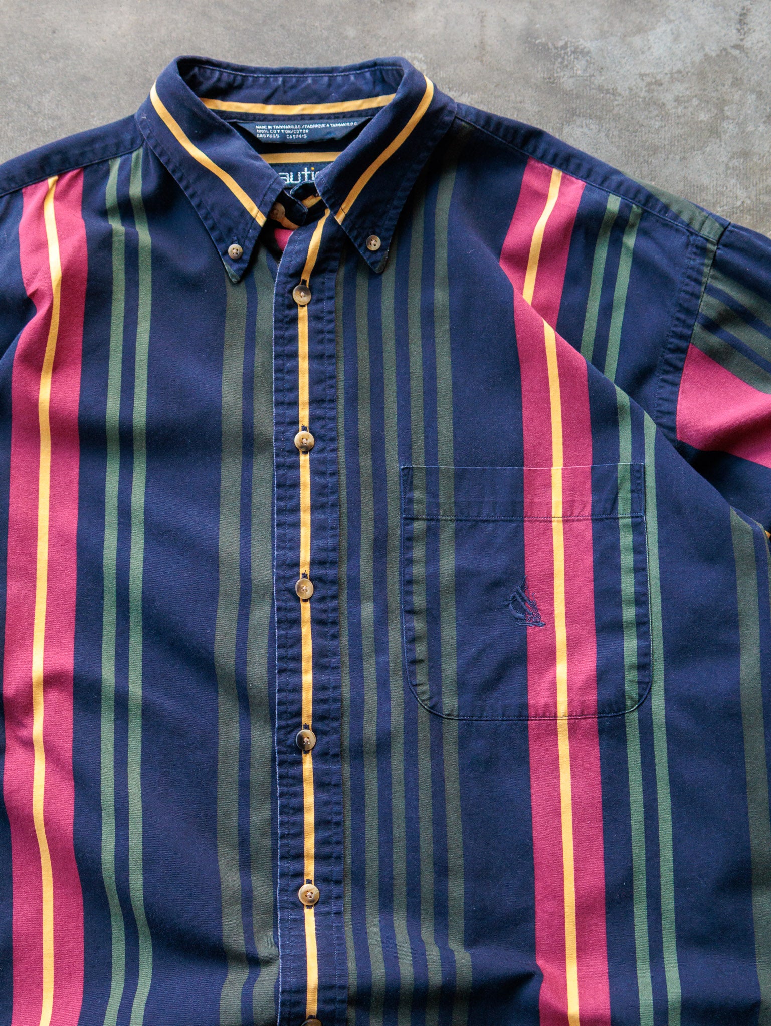 Vintage 90s Navy & Red Nautica Striped Shirt (L)