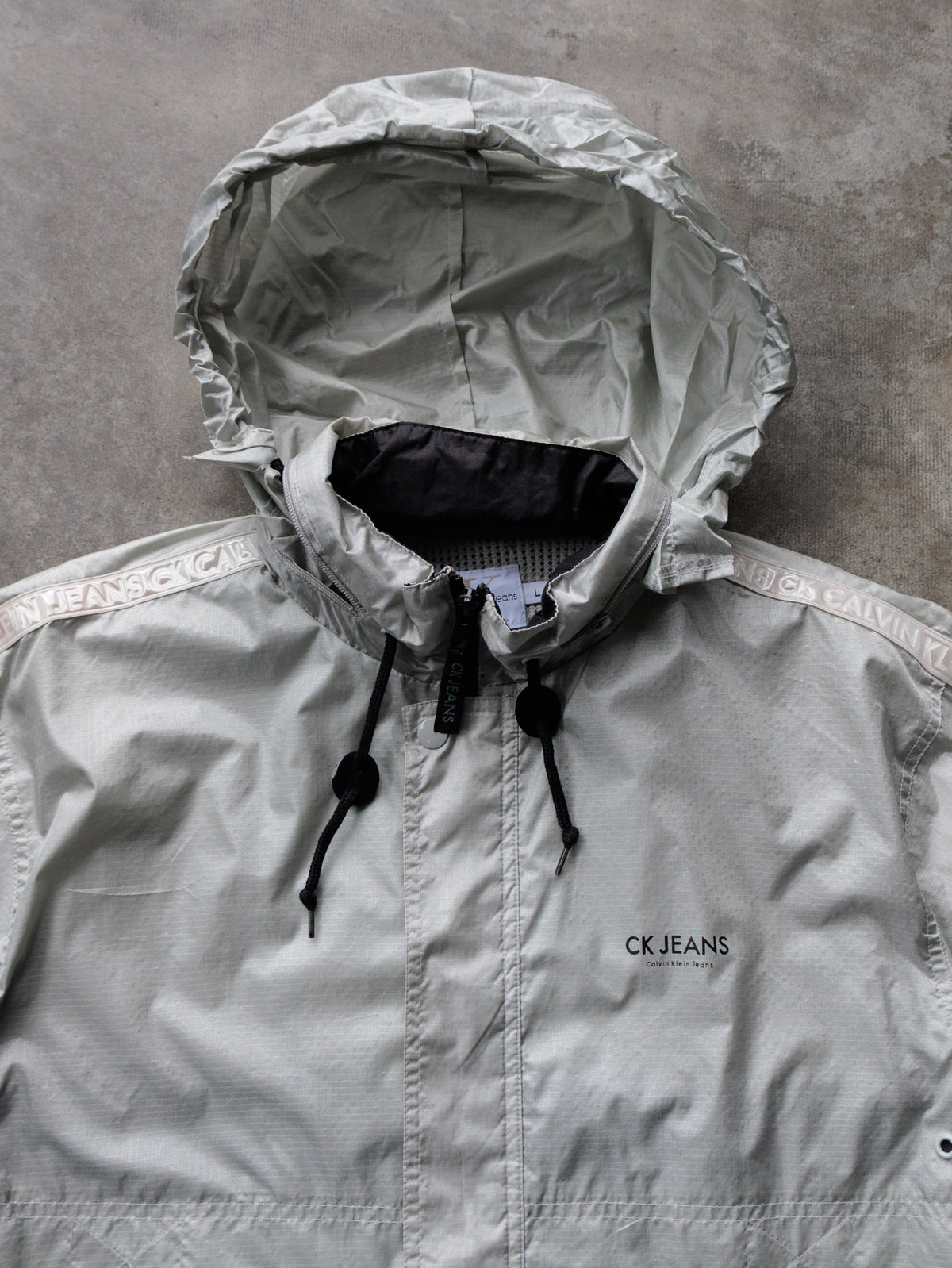 Vintage 90s Silver Calvin Klein Jeans Colourblock Windbreaker (L)