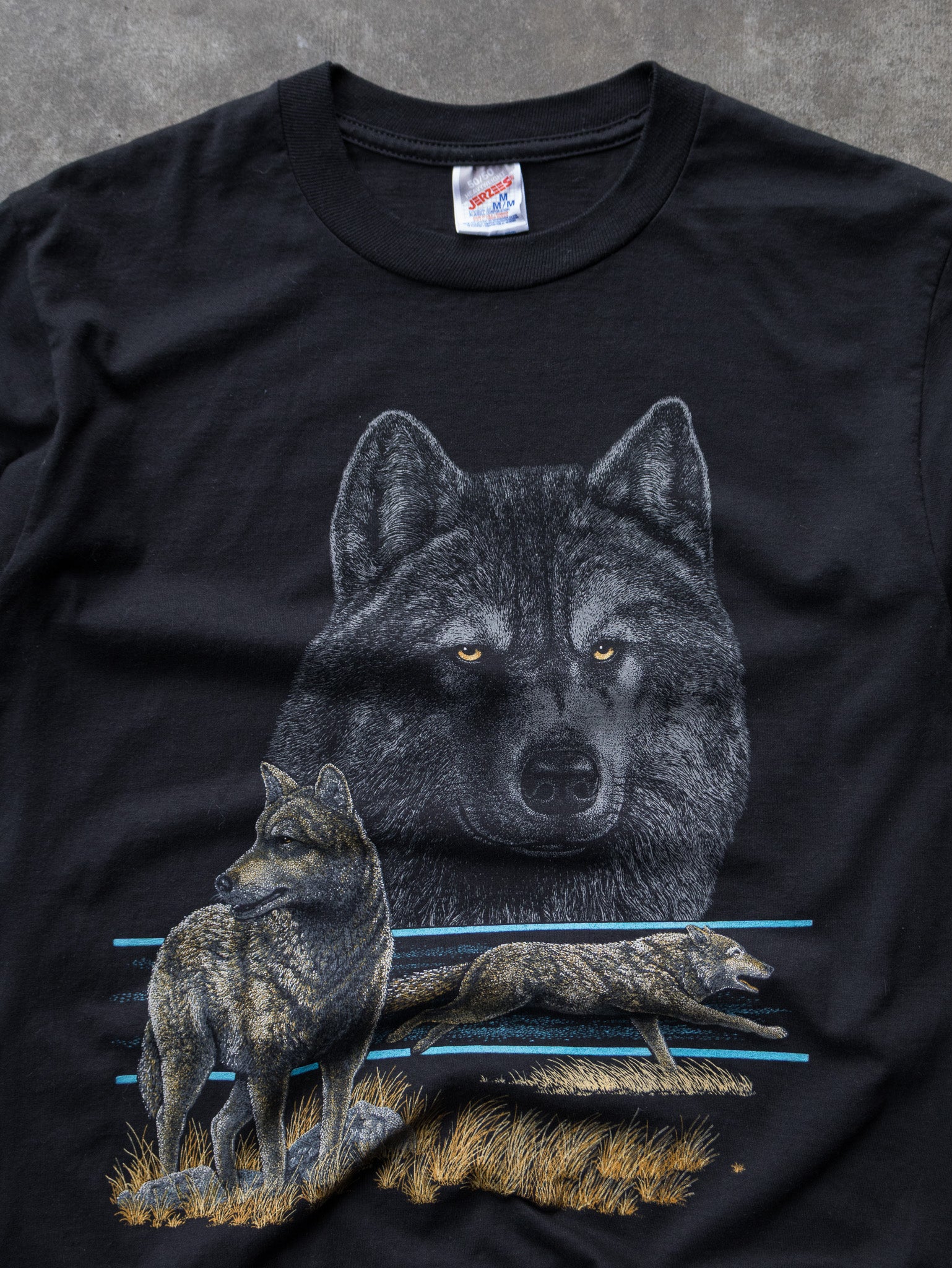 Vintage 90s Black Wolf Wildlife Tee (M)