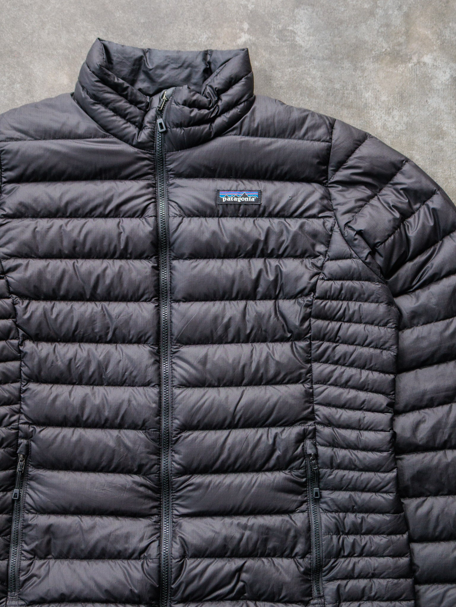 Vintage Patagonia Black Down Sweater Puffer Jacket (Women's L)