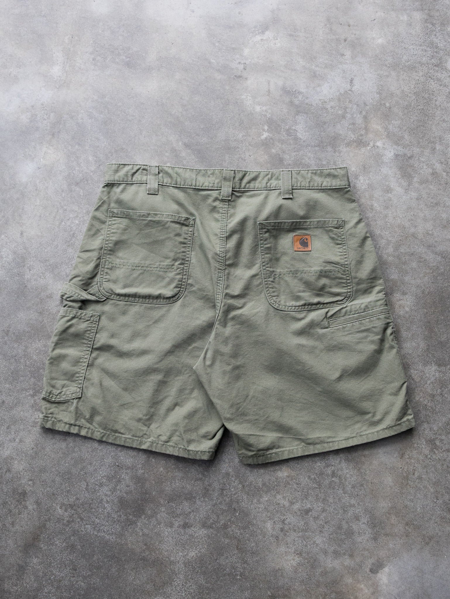 Vintage Olive Carhartt Carpenter Shorts (W36)