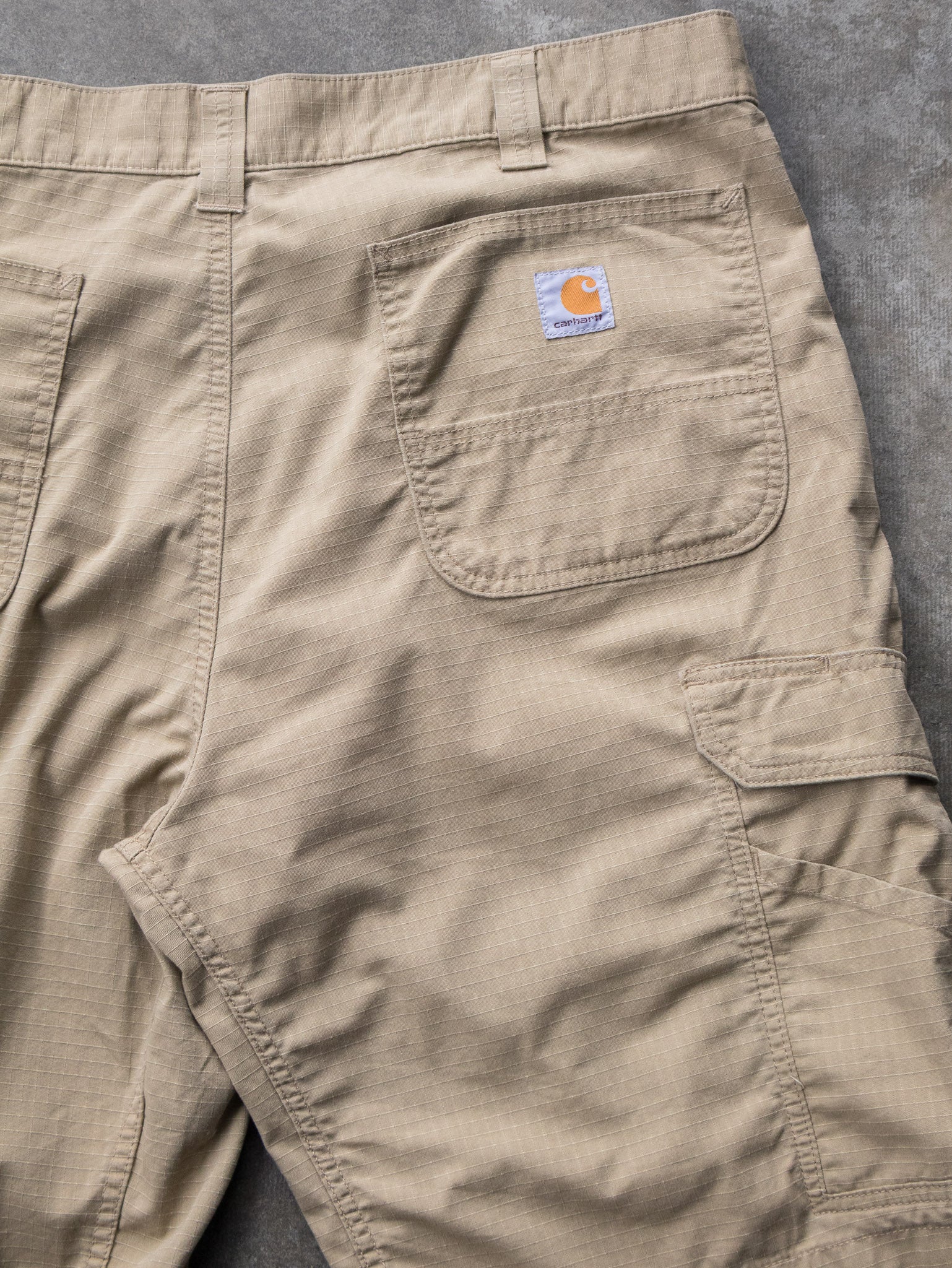 Vintage Tan Carhartt Ripstop Cargo Shorts (W38)