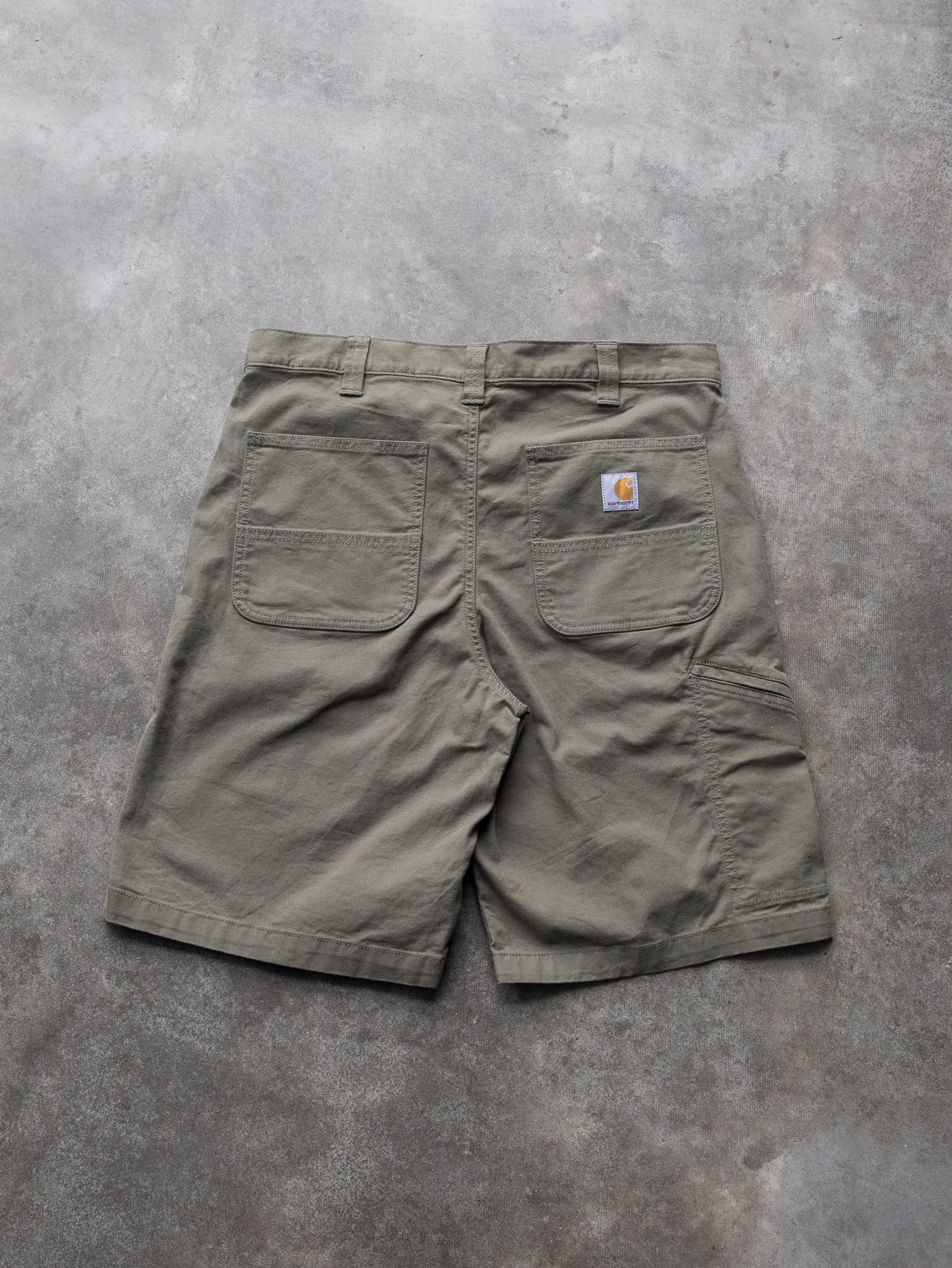 Vintage Olive Carhartt Canvas Work Shorts (W33)
