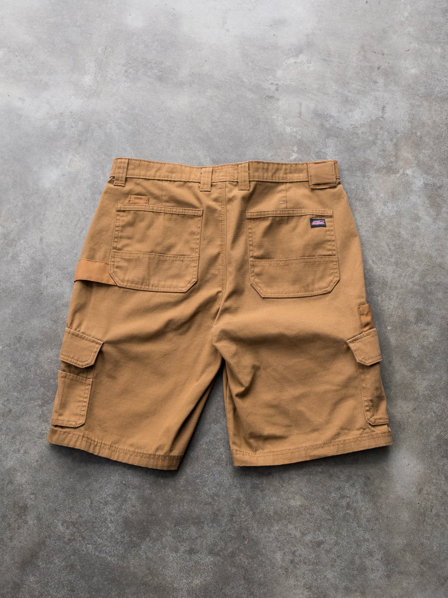 Vintage Brown Dickies Cargo Ripstop Shorts (W32)