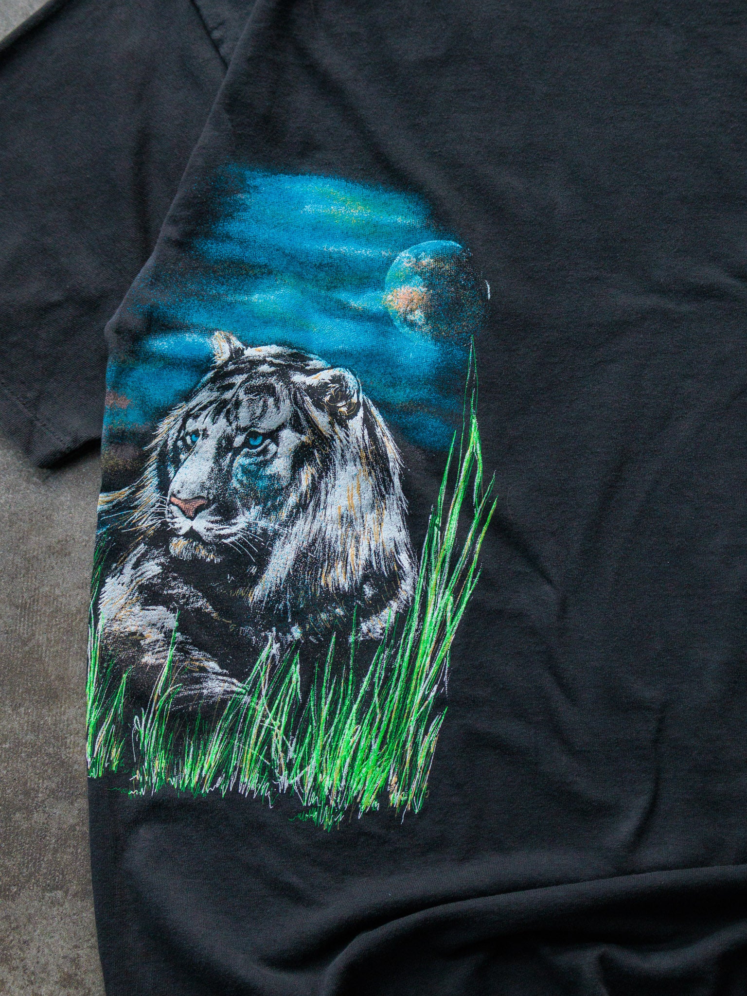 Vintage 90s Black Las Vegas Tiger Graphic Tee (2XL)