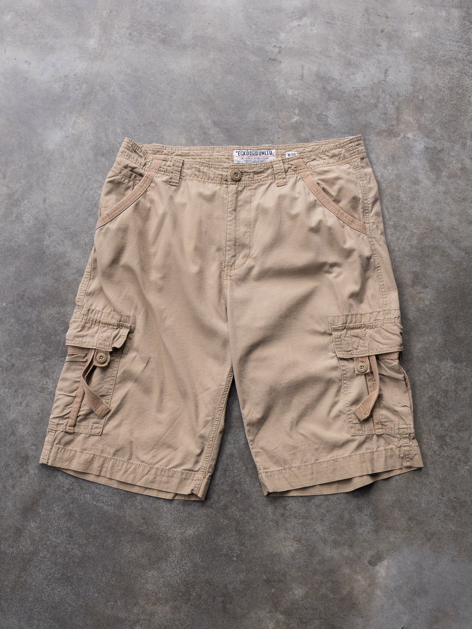 Vintage Tan Ecko Ripstop Cargo Shorts (W34)