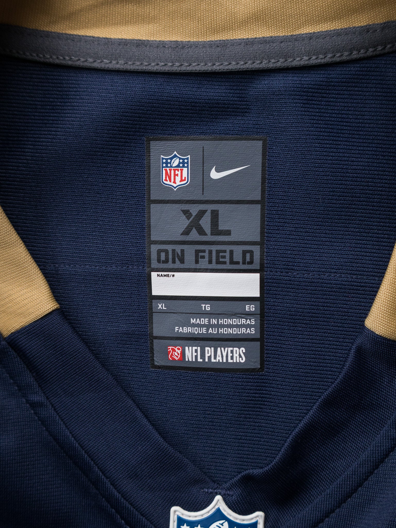 Vintage Nike St. Louis Rams NFL Jersey (XL)