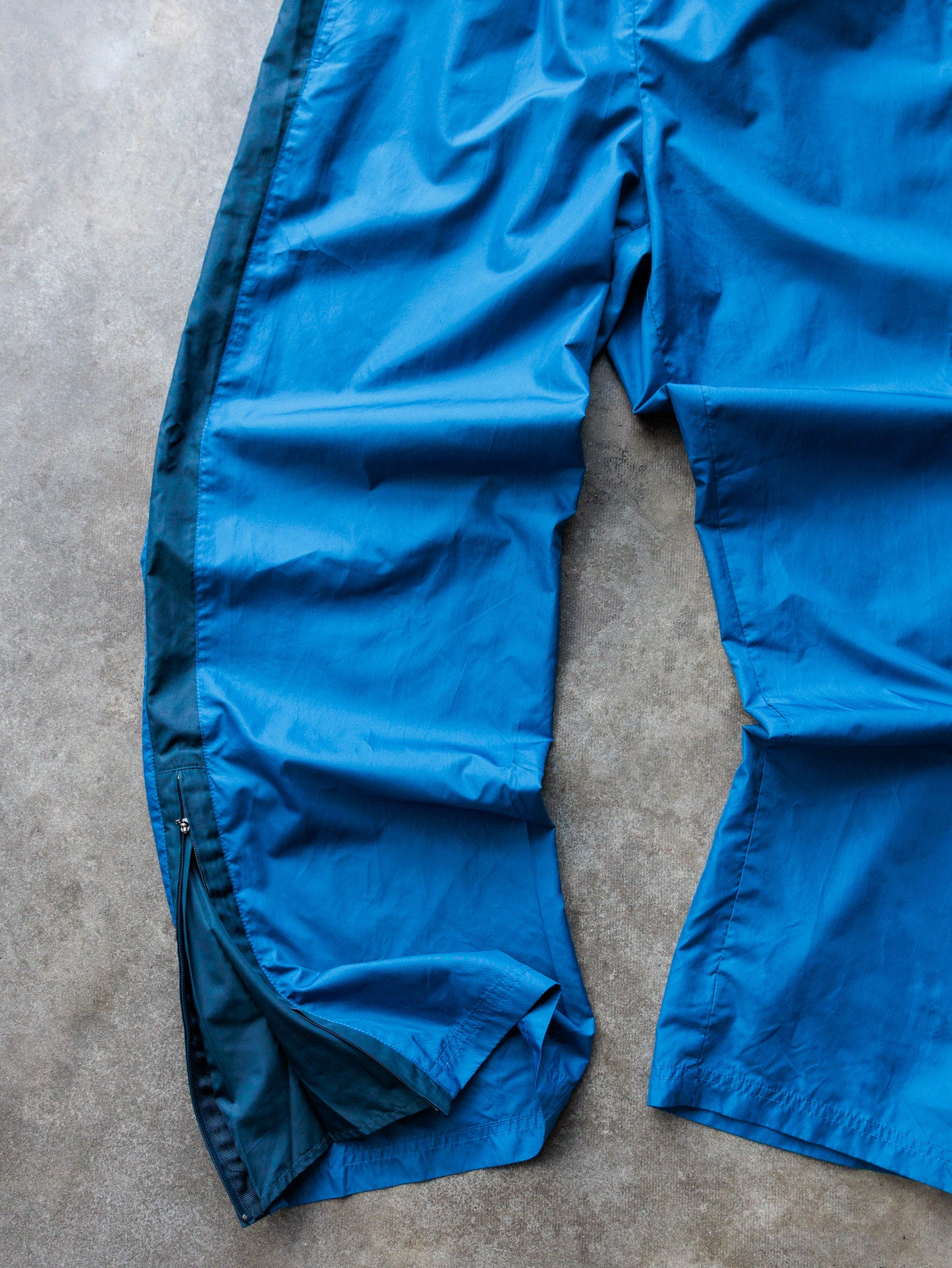 Vintage 00s Blue Nike Track Pants (M)