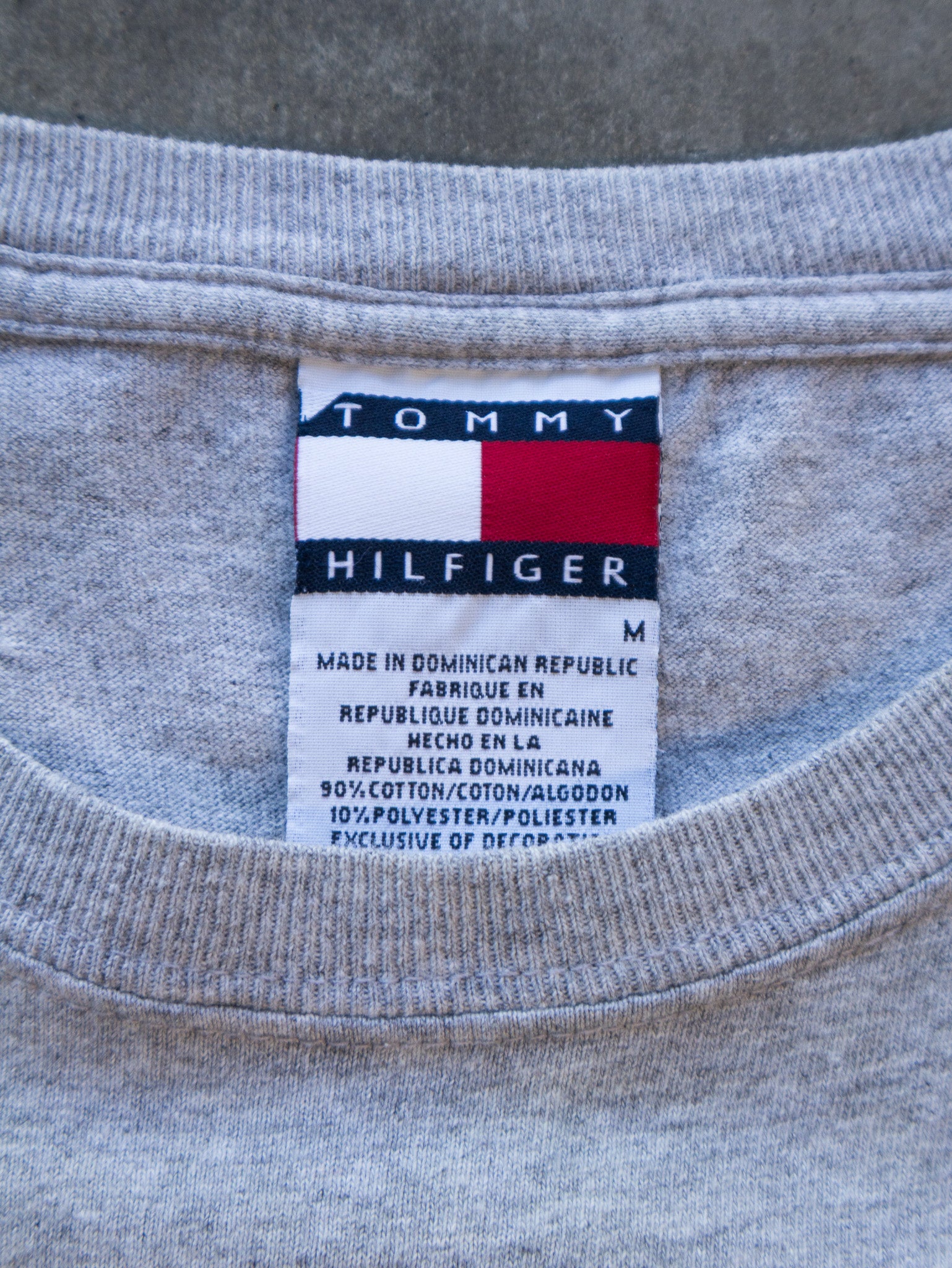 Vintage Grey Tommy Hilfiger Tee (M)