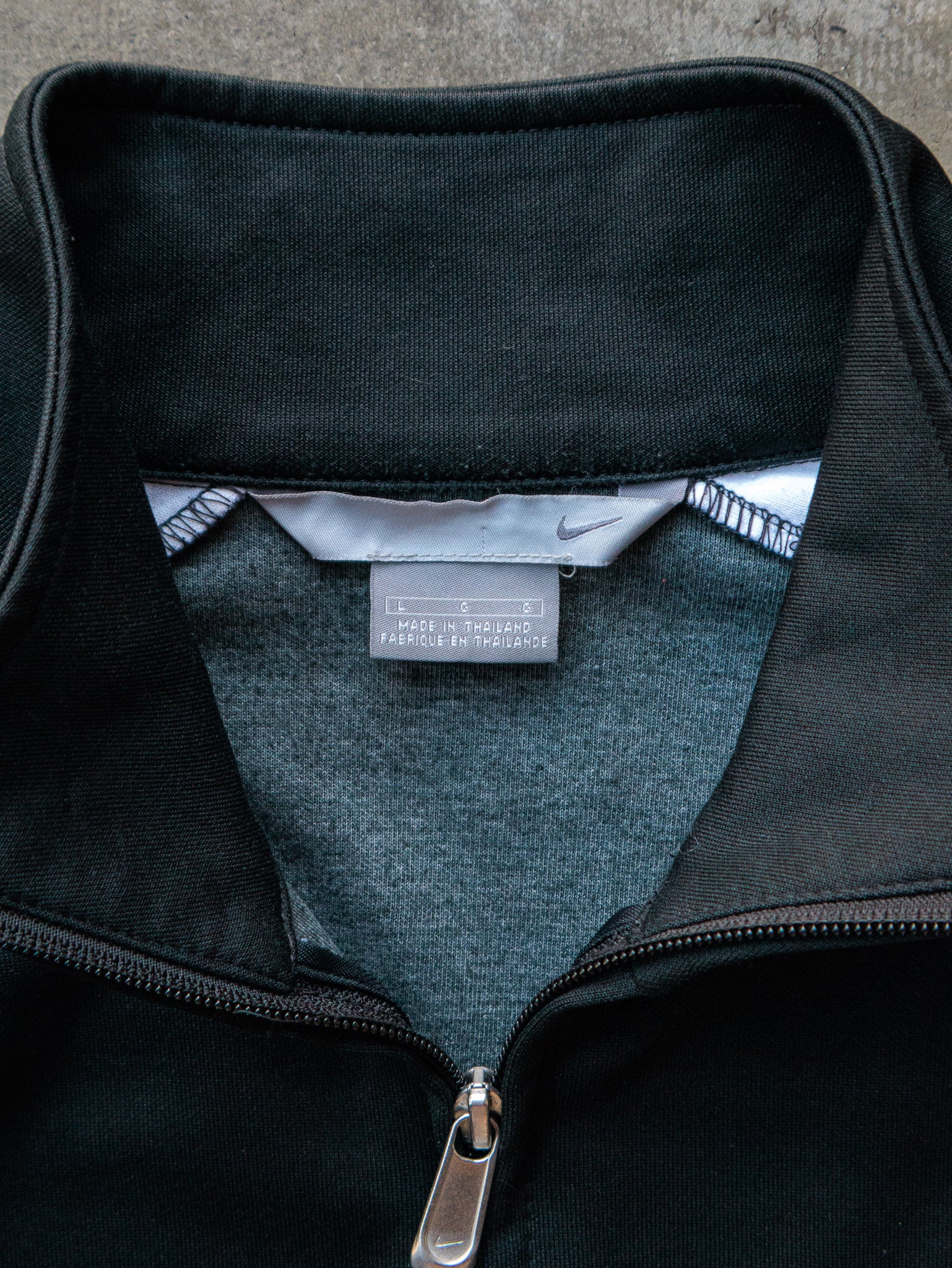 Vintage 00s Black Nike Track Jacket (L)