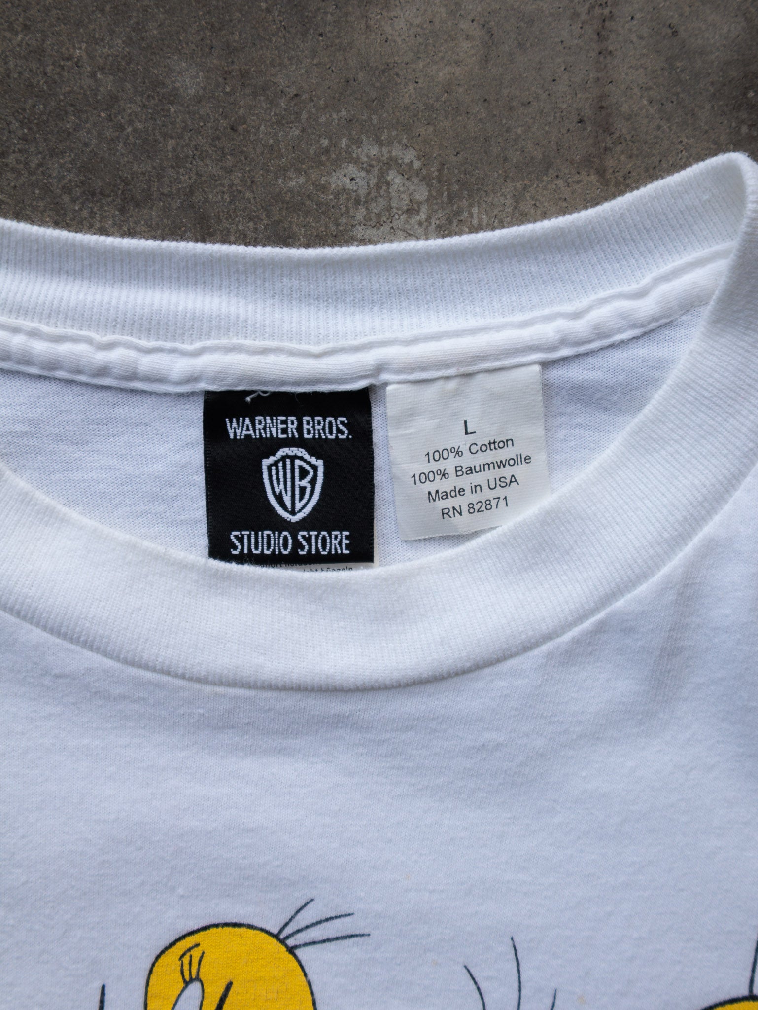 Vintage 90s White Warner Bros. Tweety Bird Tee (L)