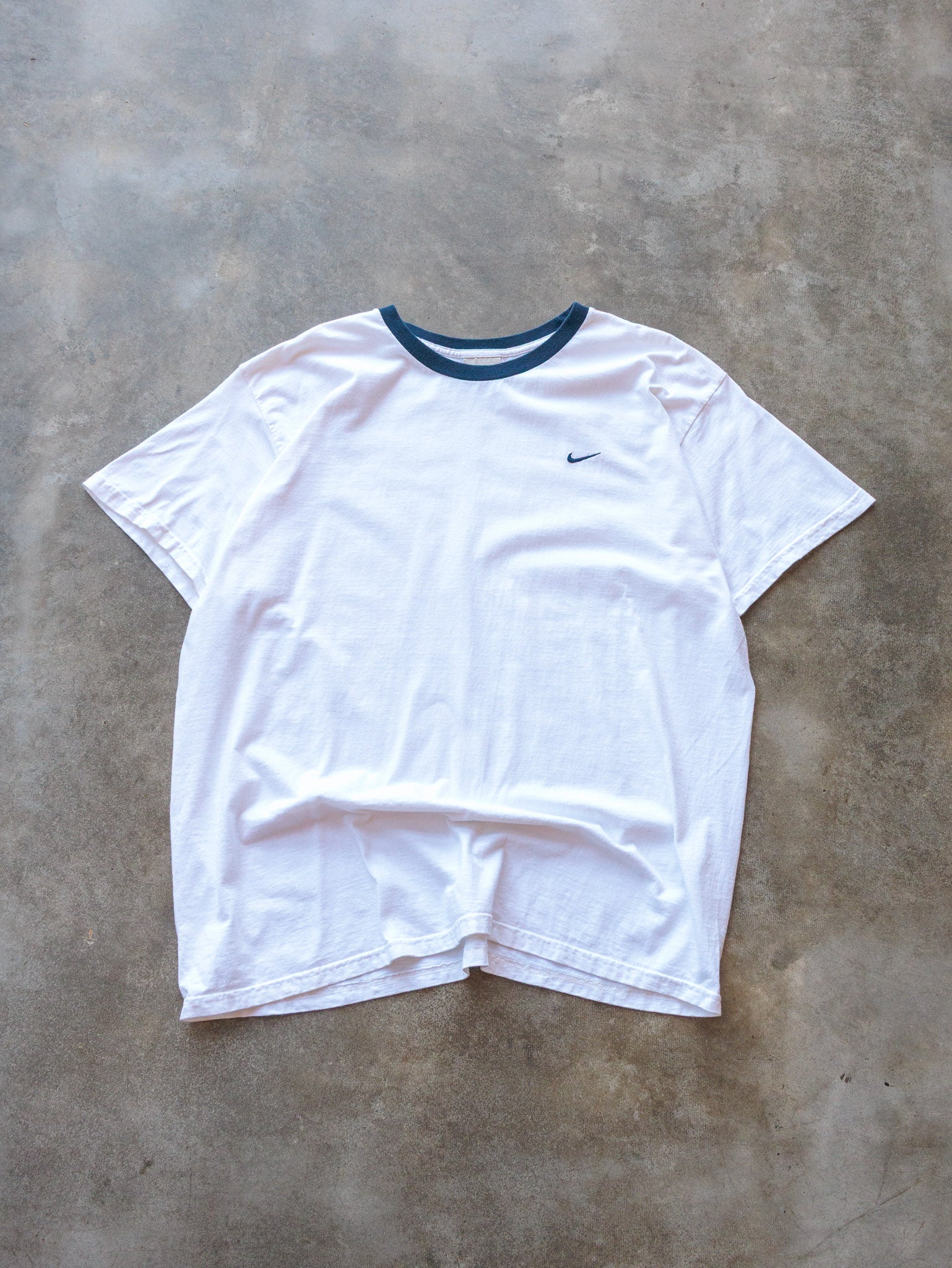 Vintage 00s White Nike Swoosh Embroidered Ringer Tee (XL)