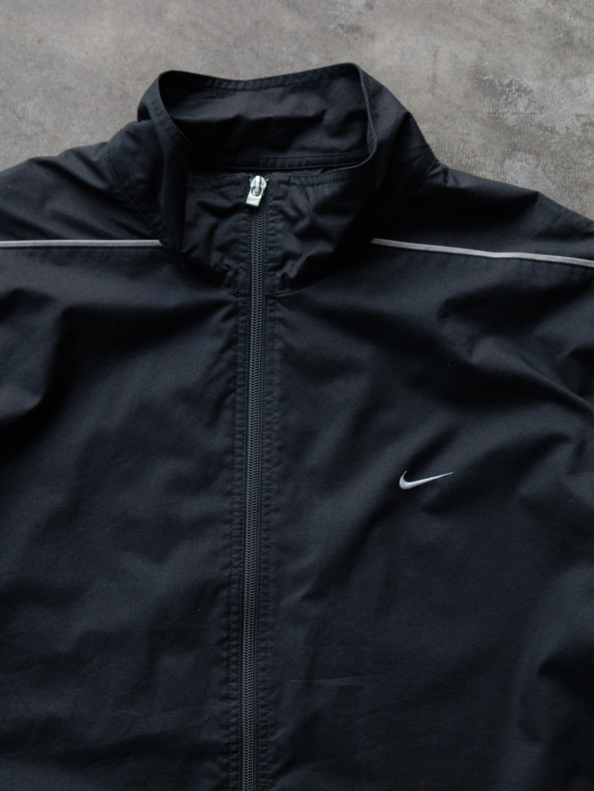 Vintage 00s Black Nike Windbreaker (XL)
