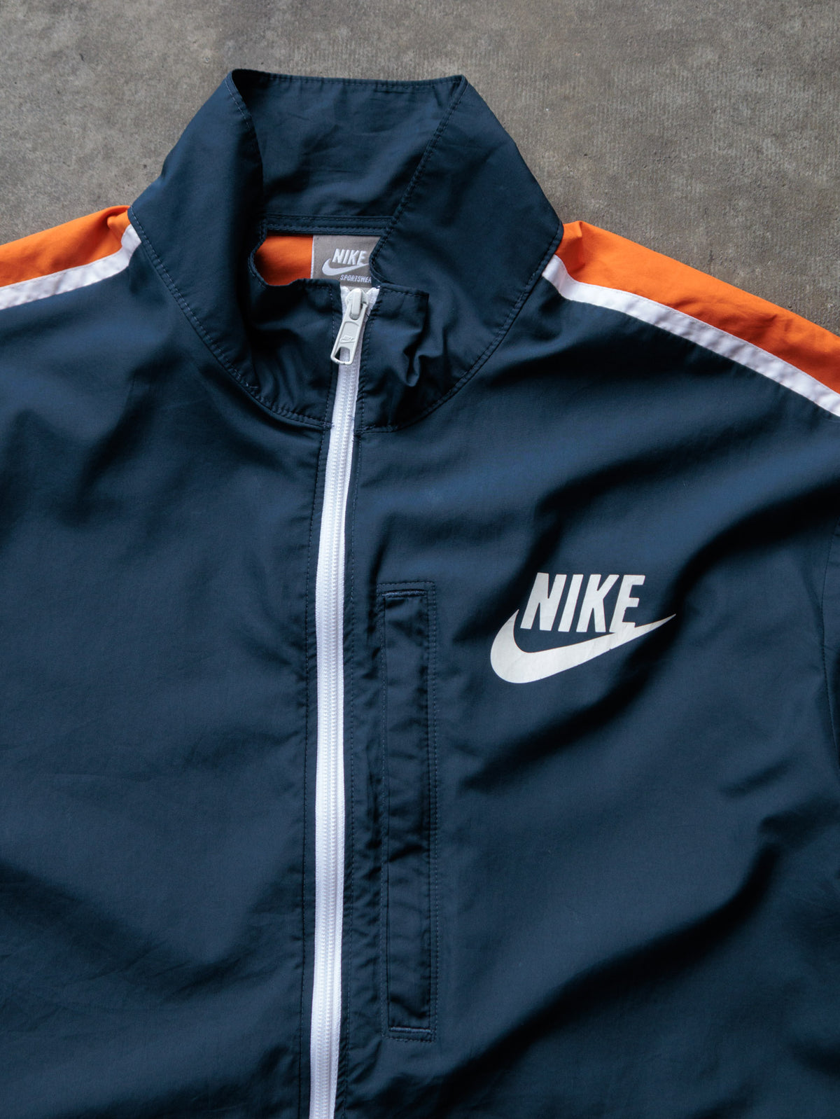 Vintage 00s Navy Nike Windbreaker (L)