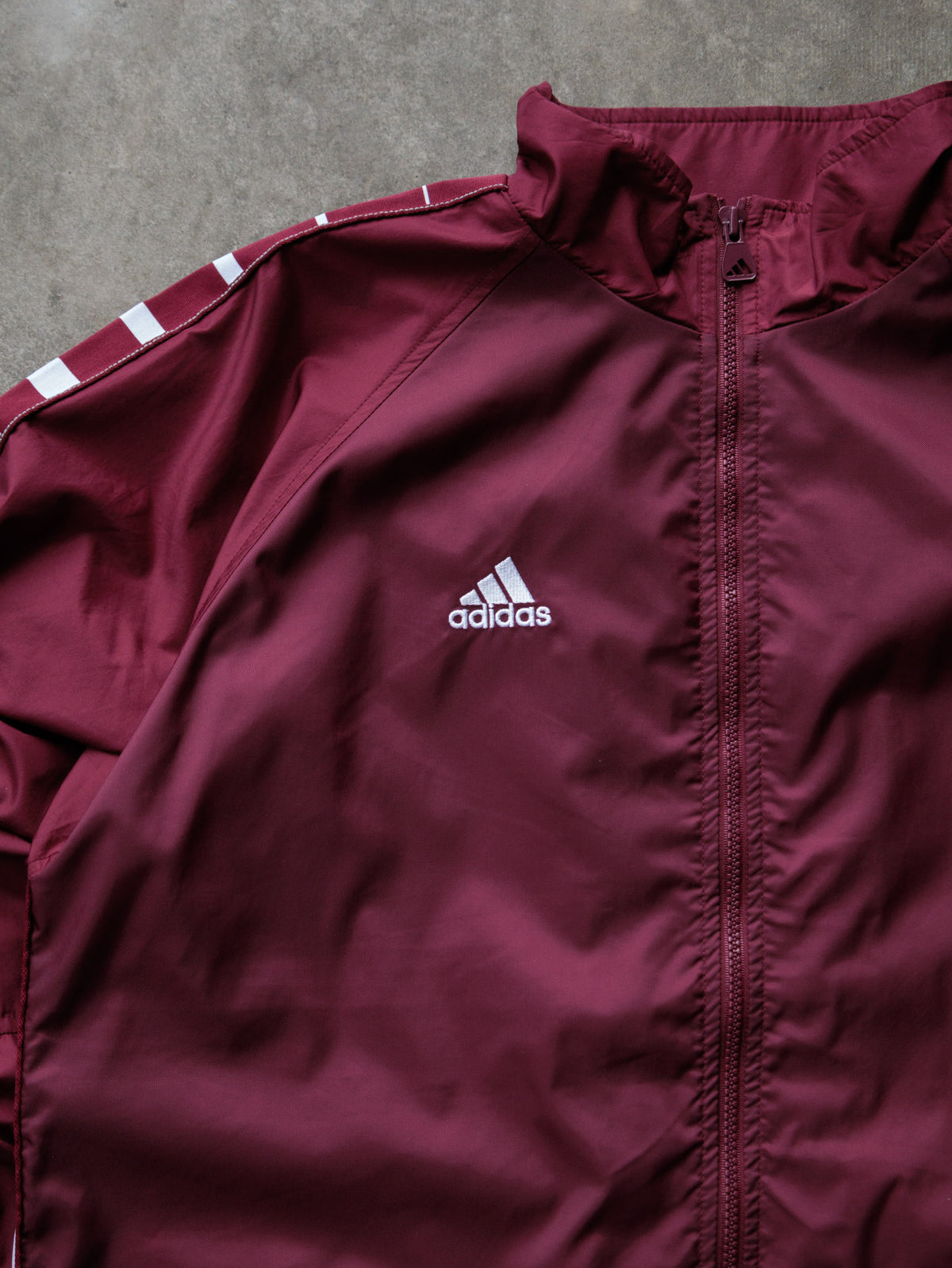 Vintage 00s Red Adidas Windbreaker (L)
