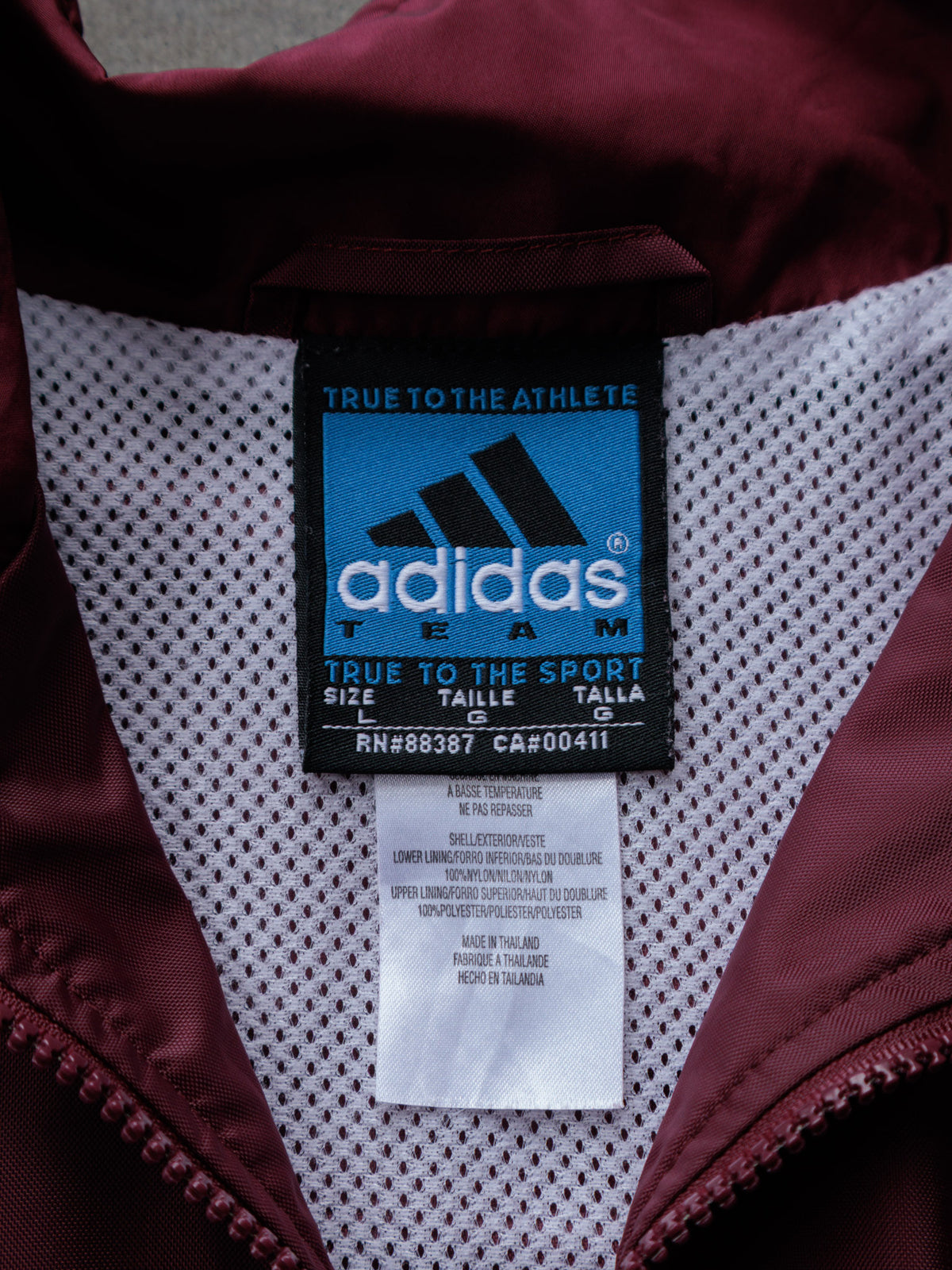 Vintage 00s Red Adidas Windbreaker (L)