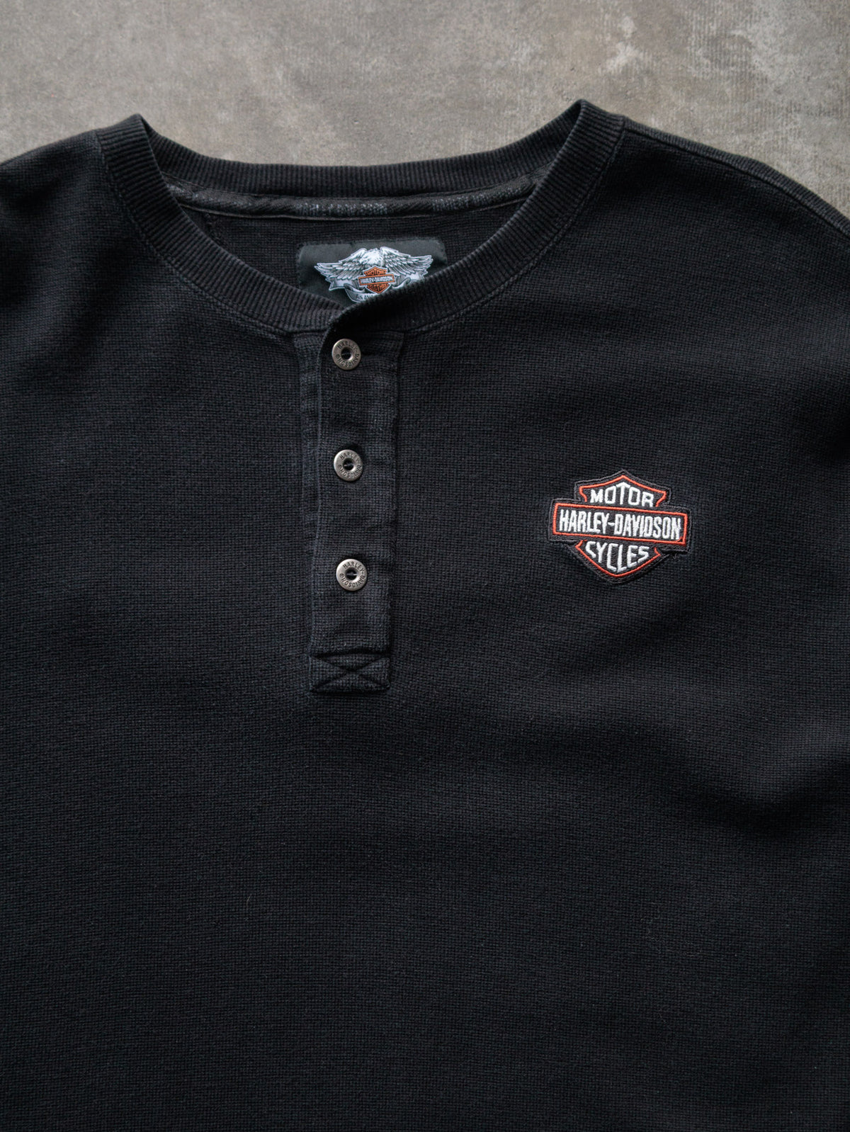 Vintage 00s Black Harley-Davidson Henley Long Sleeve Tee (XL)