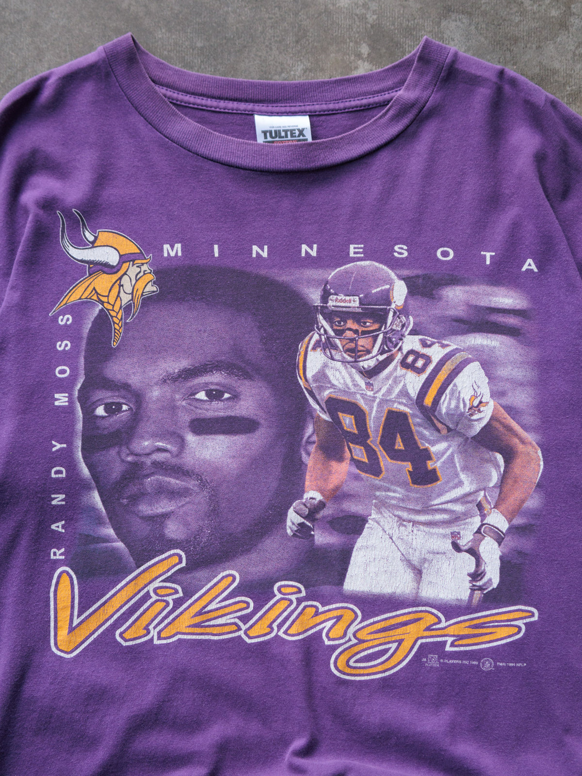 Vintage 1999 Purple Minnesota Vikings Randy Moss Tee (L)