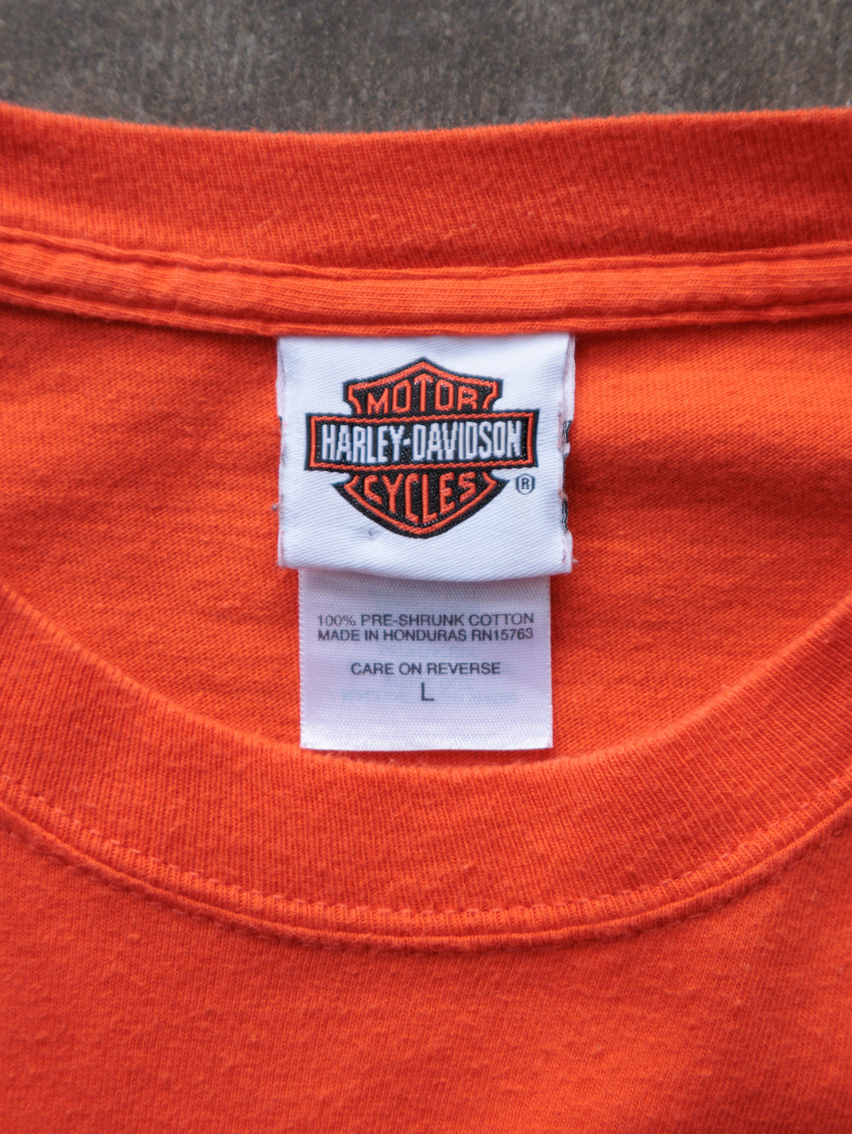 Vintage 2010 Orange Harley-Davidson Seattle Washington Looney Tunes Tee (L)