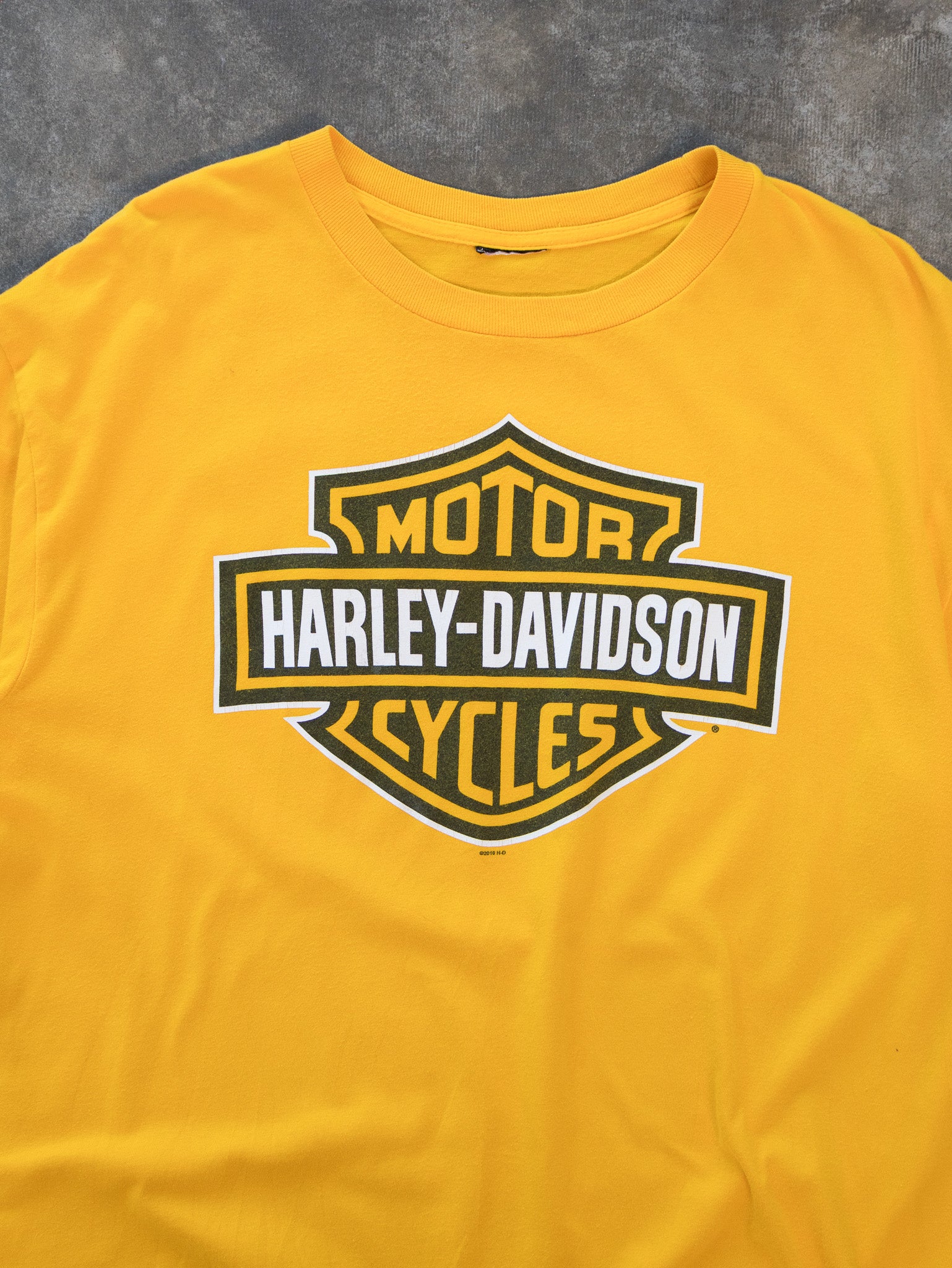 Vintage 2010 Yellow North Carolina Harley-Davidson Tee (XL)