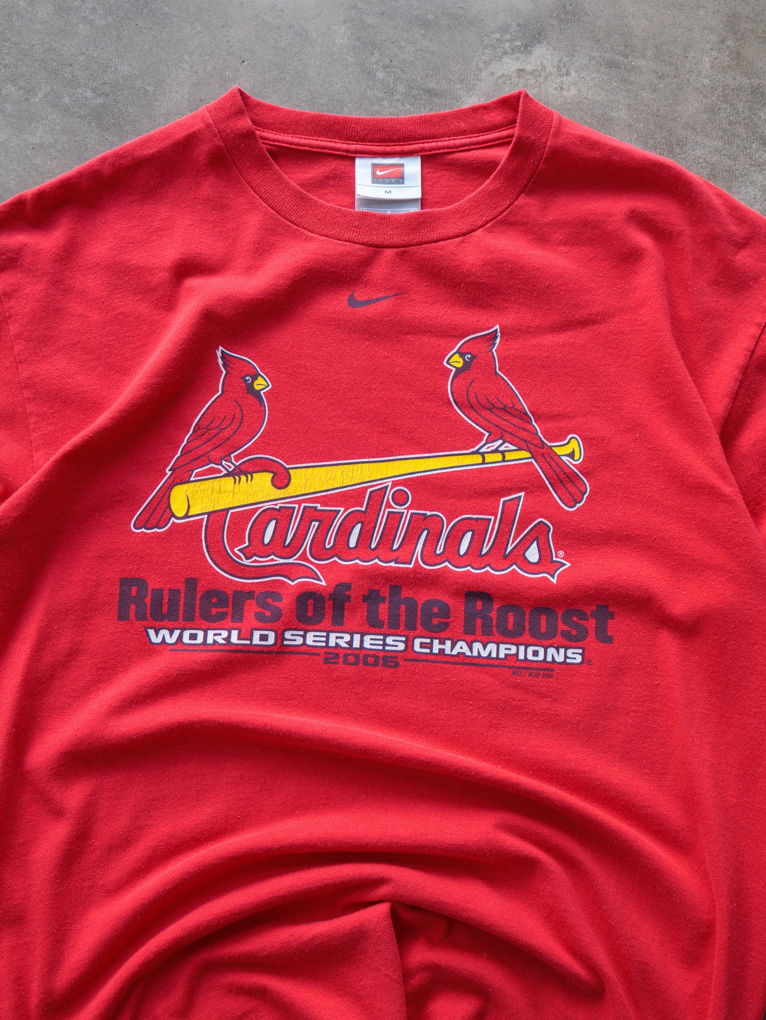 Vintage 2006 Red Nike St. Louis Cardinals World Series Champions Tee (M)