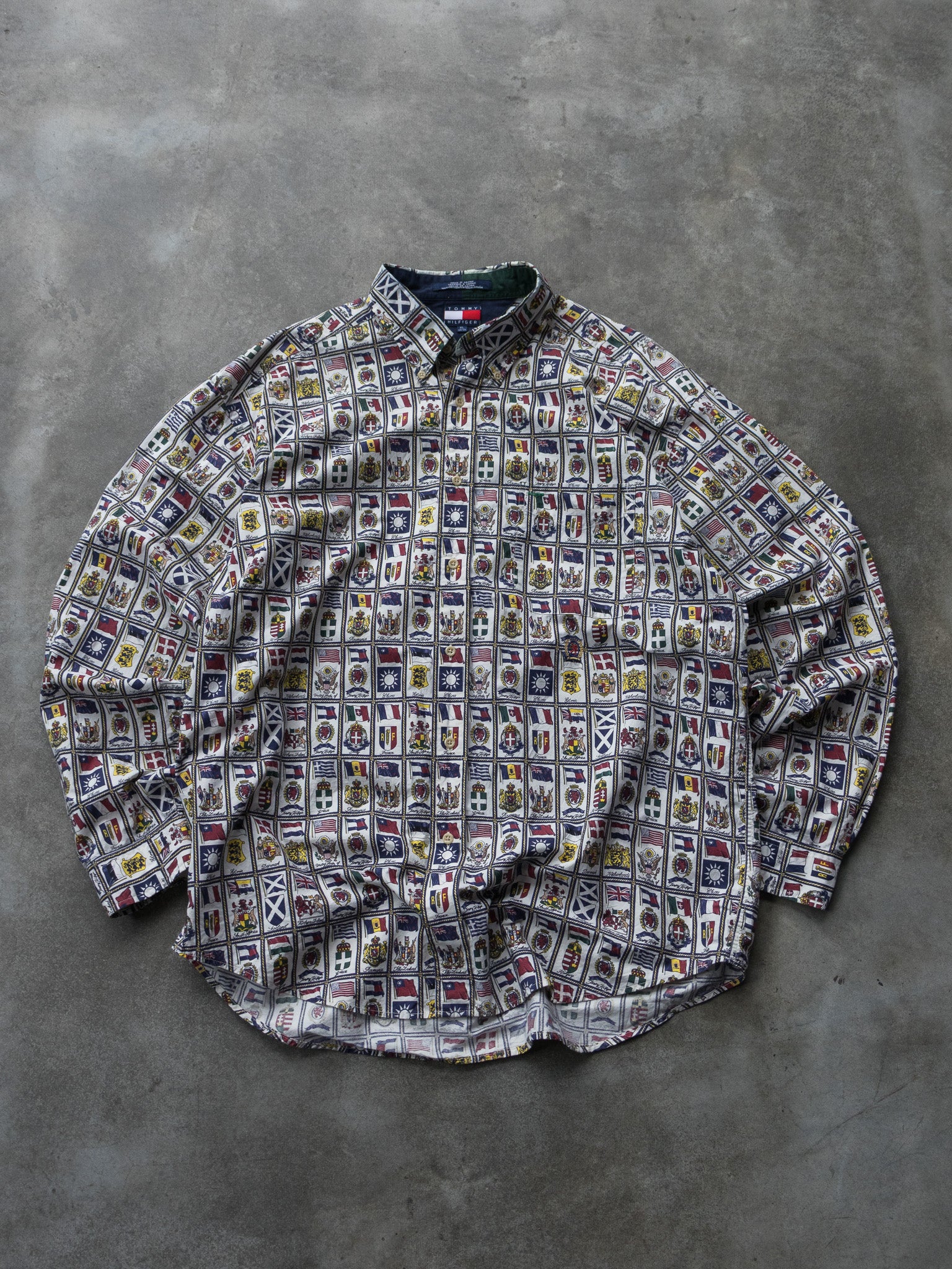 Vintage Flags of the World Tommy Hilfiger Shirt (XL)