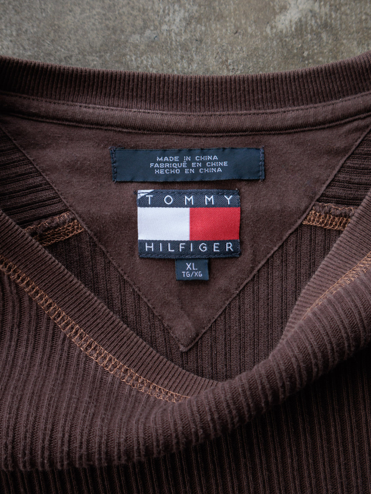 Vintage 00s Brown Tommy Hilfiger Knit Sweater (XL)