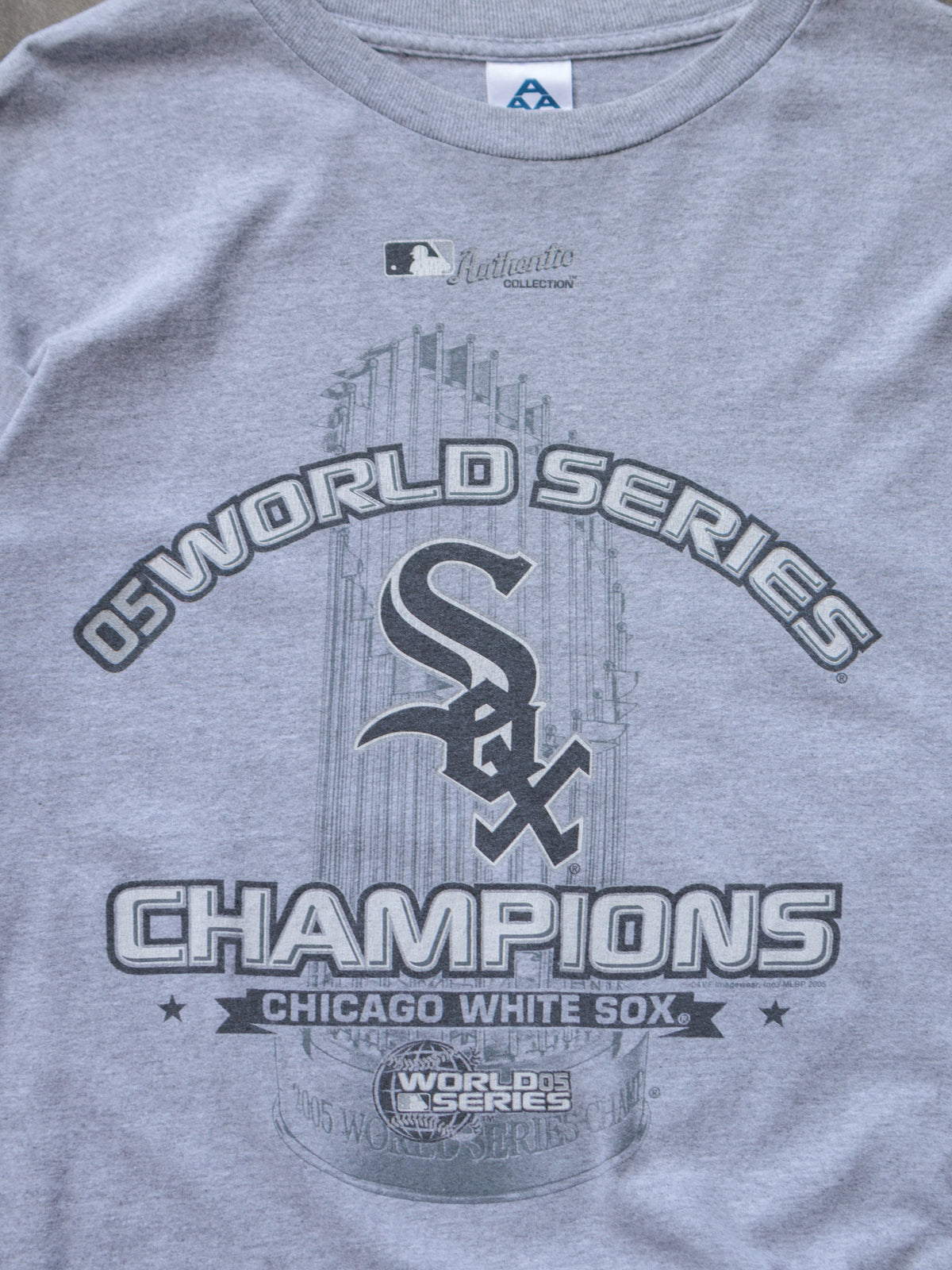 Vintage 2005 Grey Chicago White Sox World Series Champions Tee (XL)