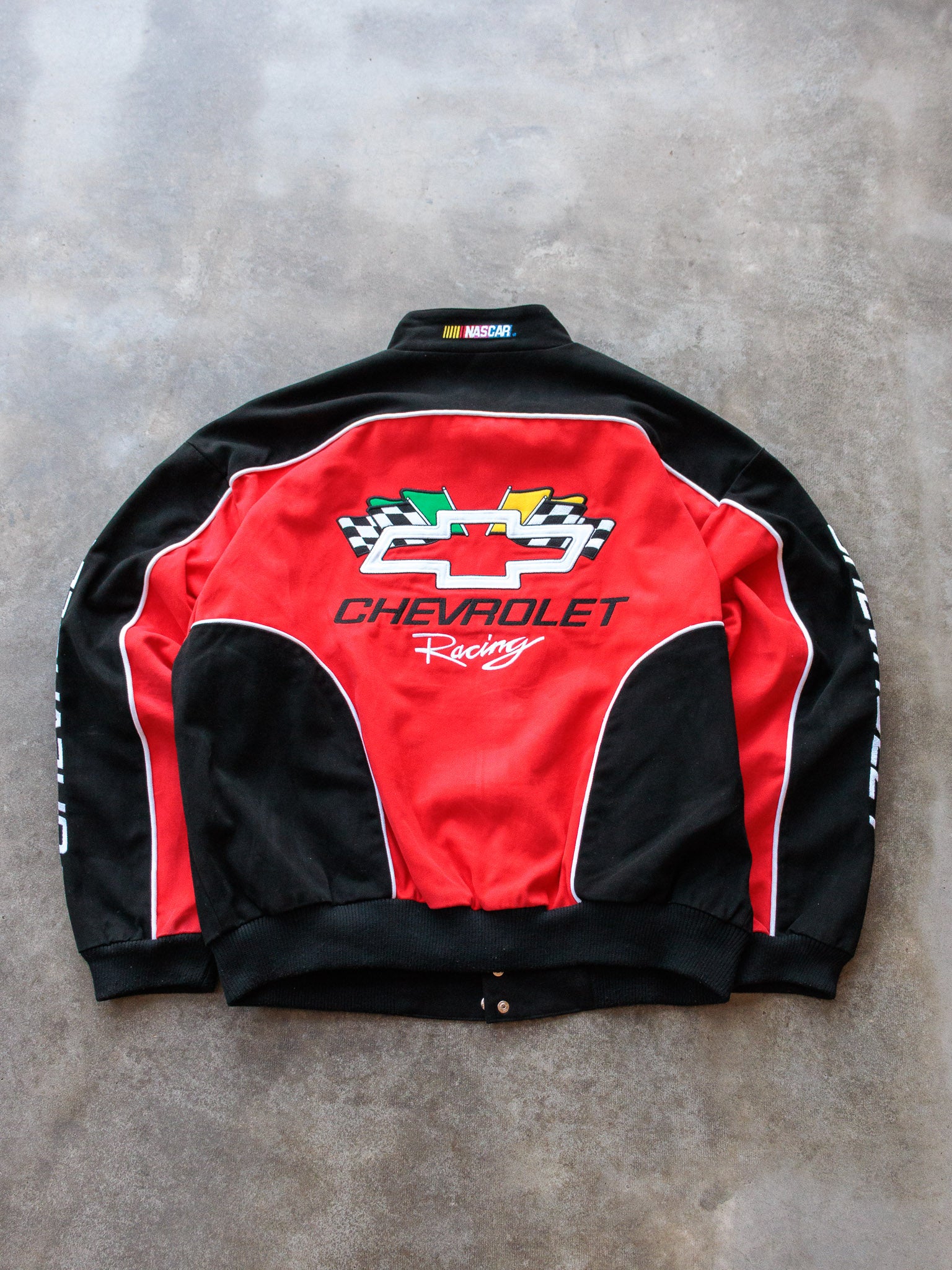 Vintage 90s Red & Black Chevrolet Racing Jacket (L)