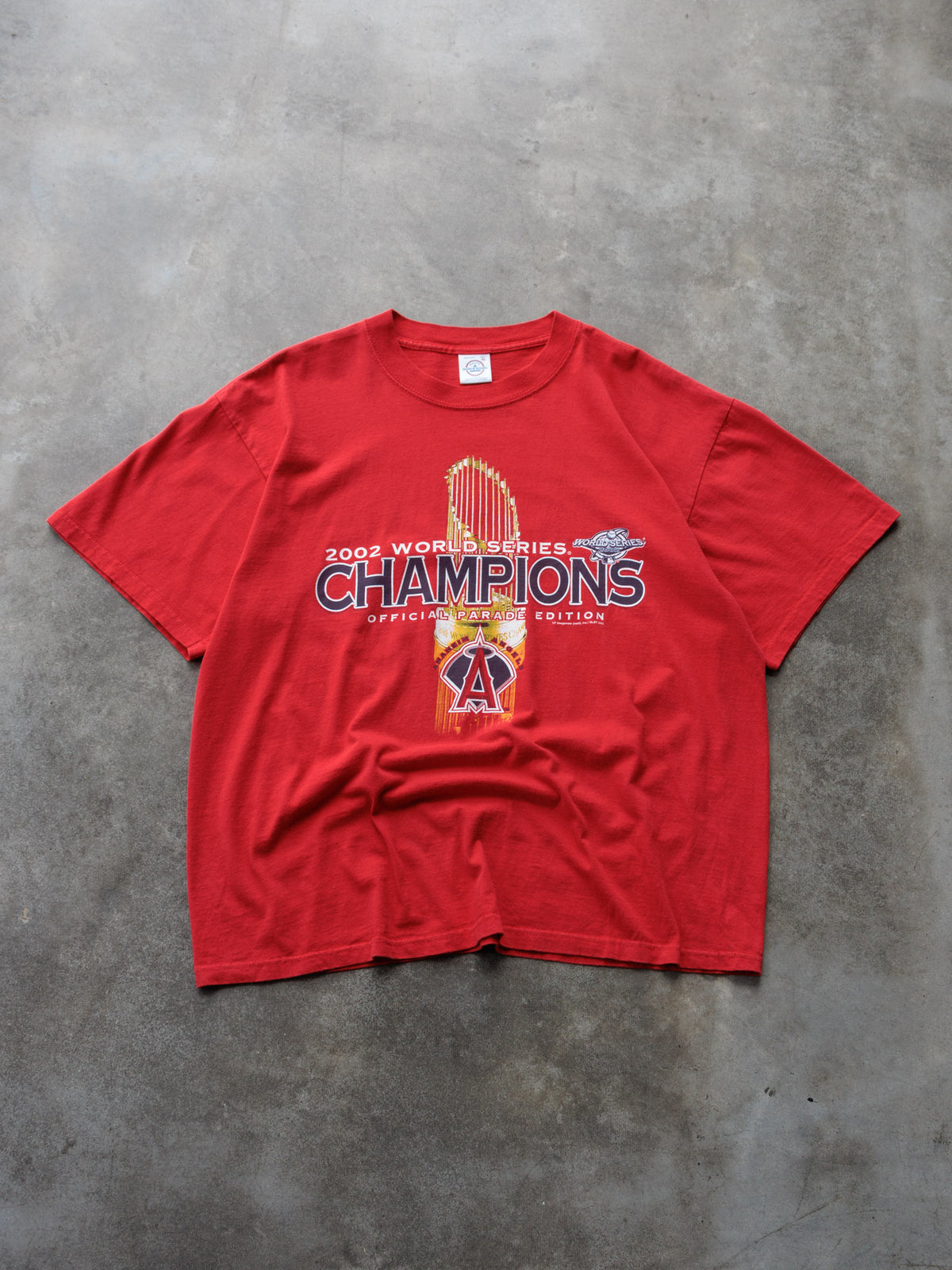 Vintage 2002 Red Anaheim Angels World Series Champions Tee (XL)